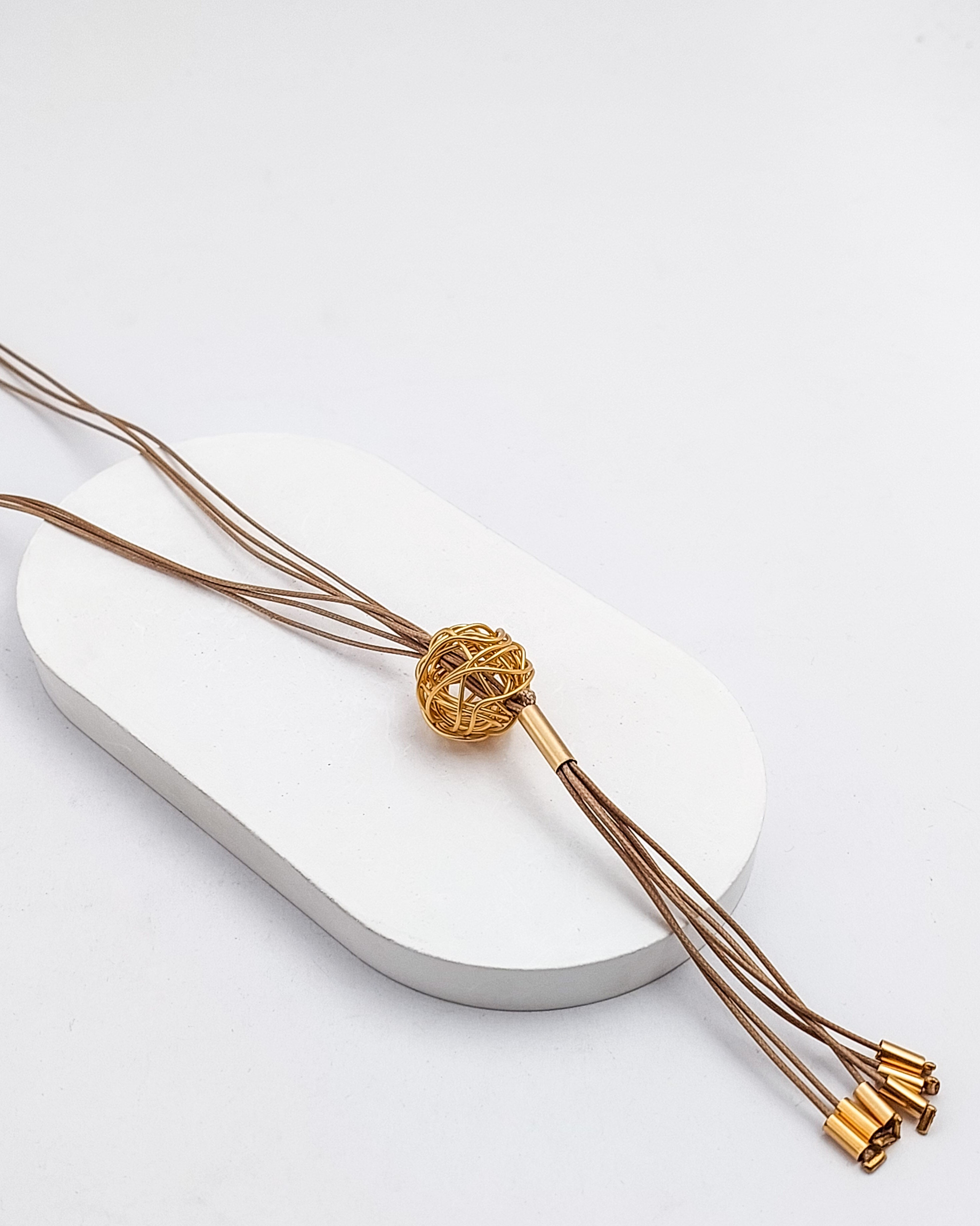 שרשרת עניבה סבך עבודת יד צבעונית