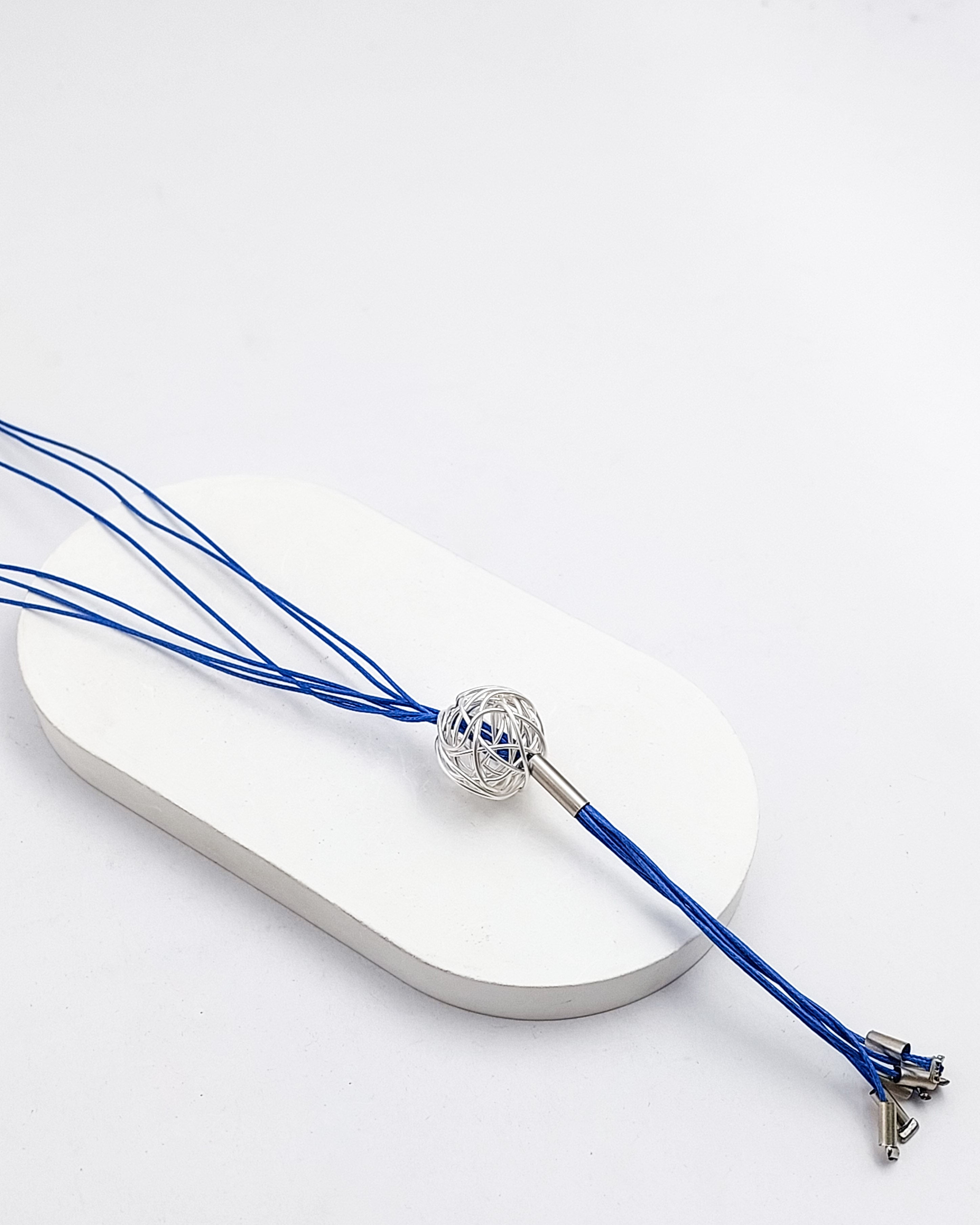 שרשרת עניבה סבך עבודת יד צבעונית