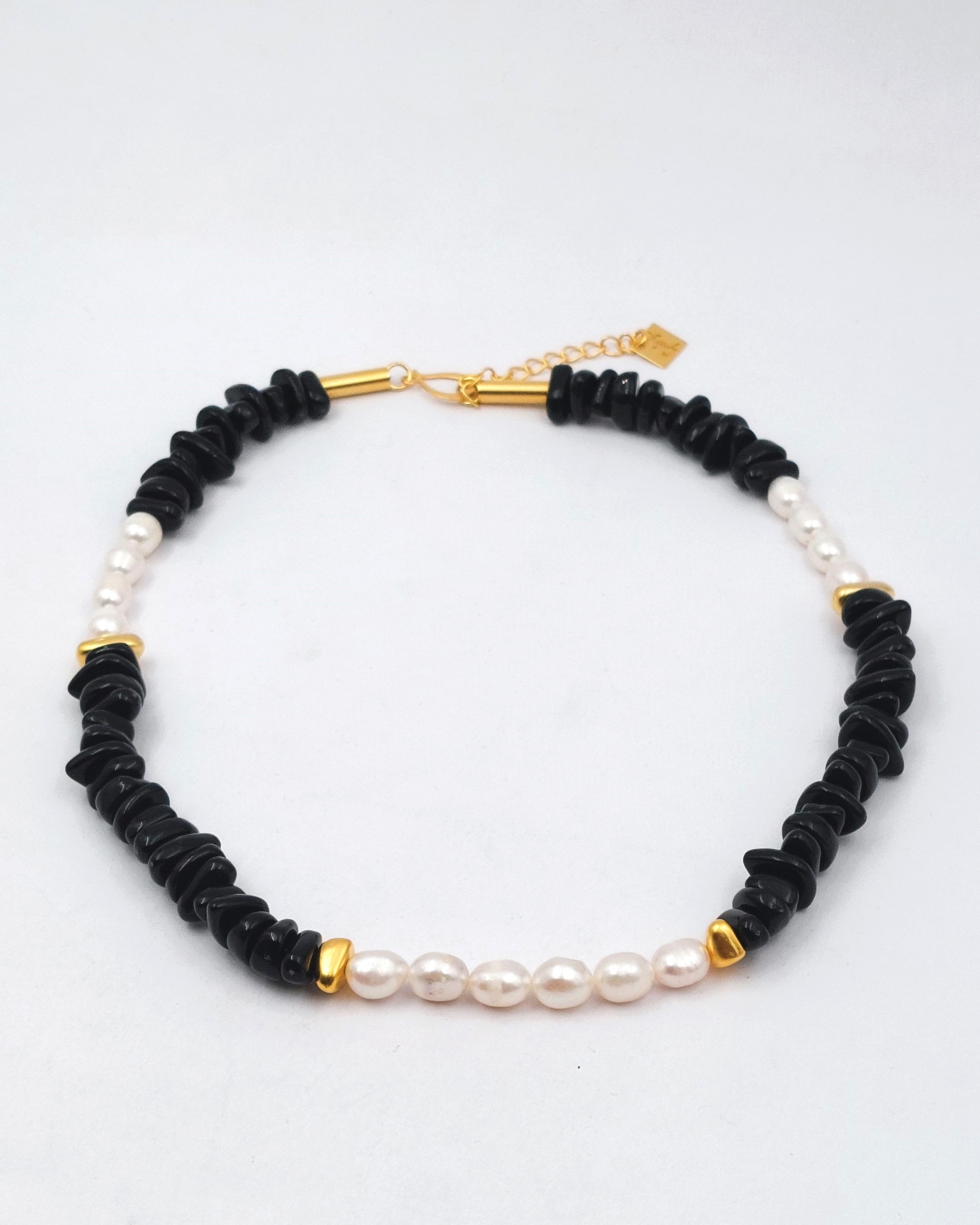 שרשרת פלחים פנינים שחור