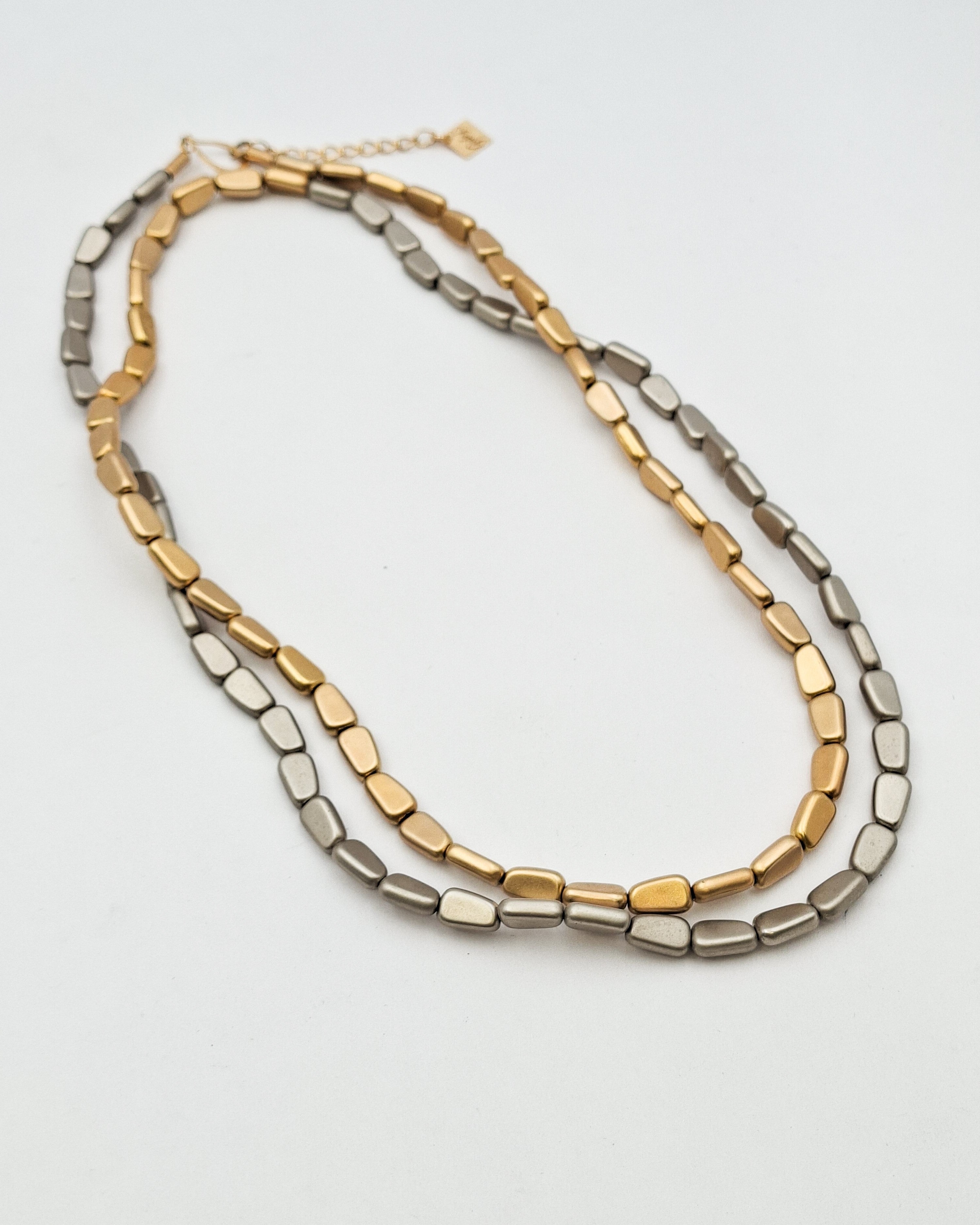 שרשרת ארוכה מגדלים