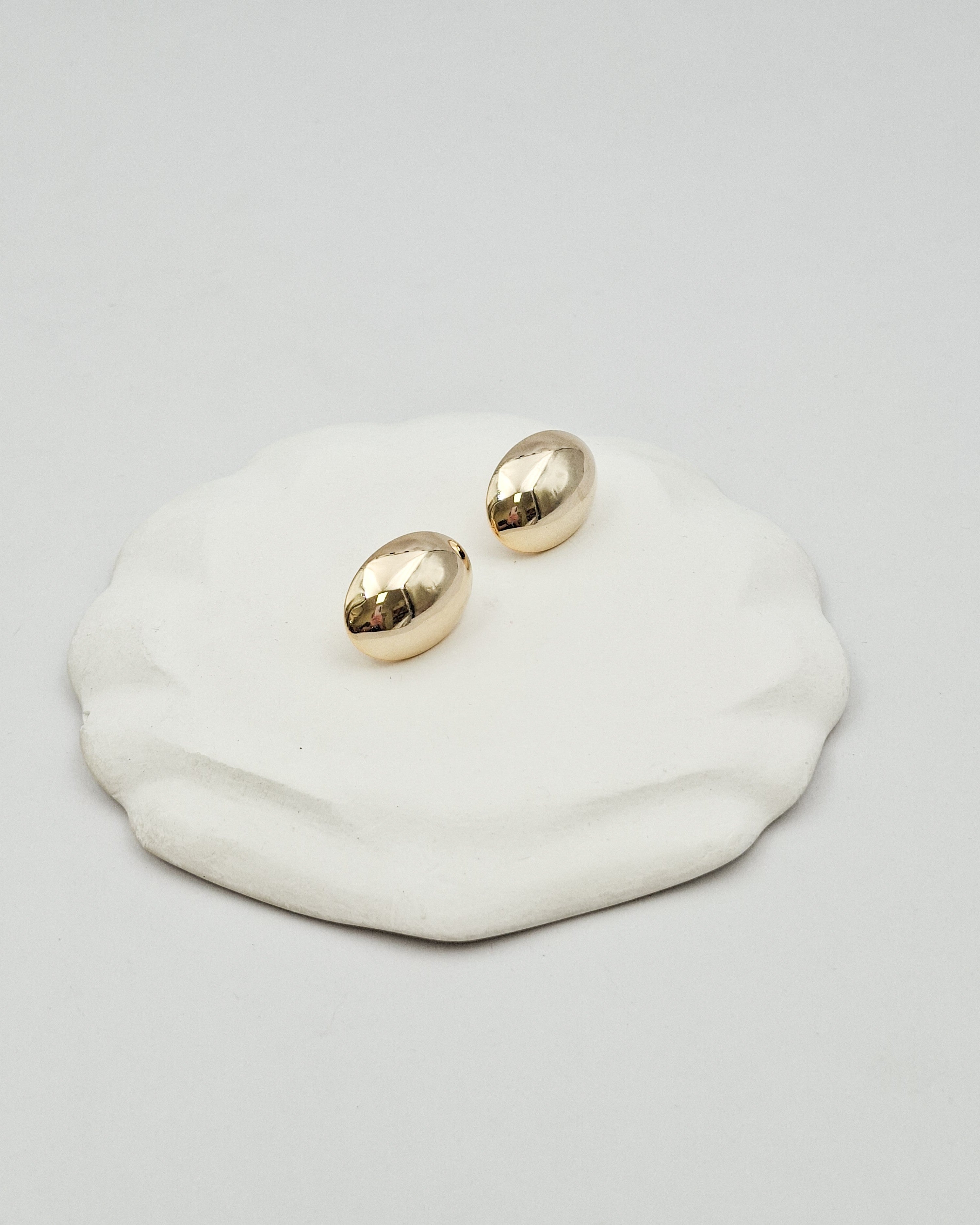 עגילי חיפ אובל צמודים