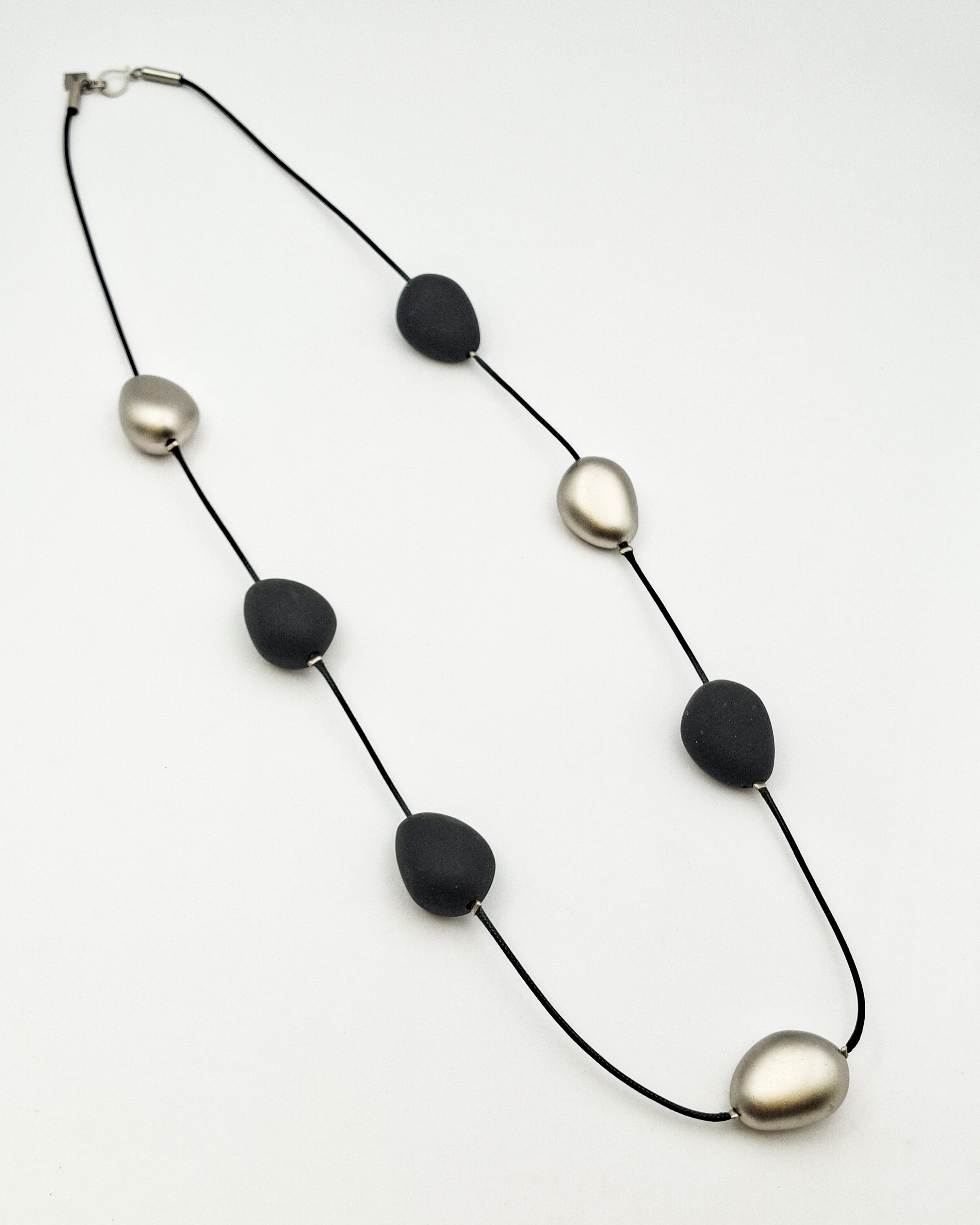 שרשרת דרופס סיליקון