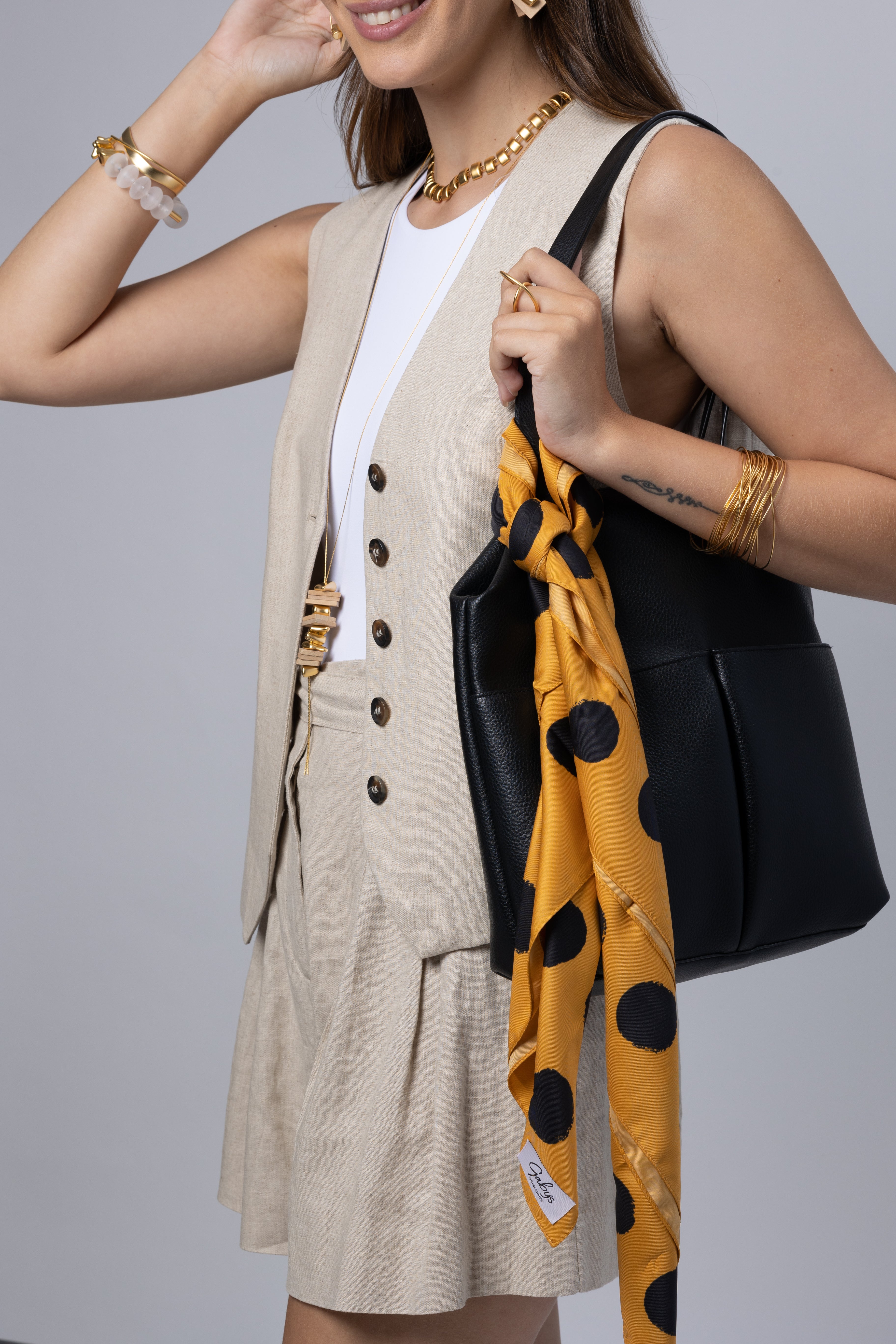 מטפחת דוט חרדלית