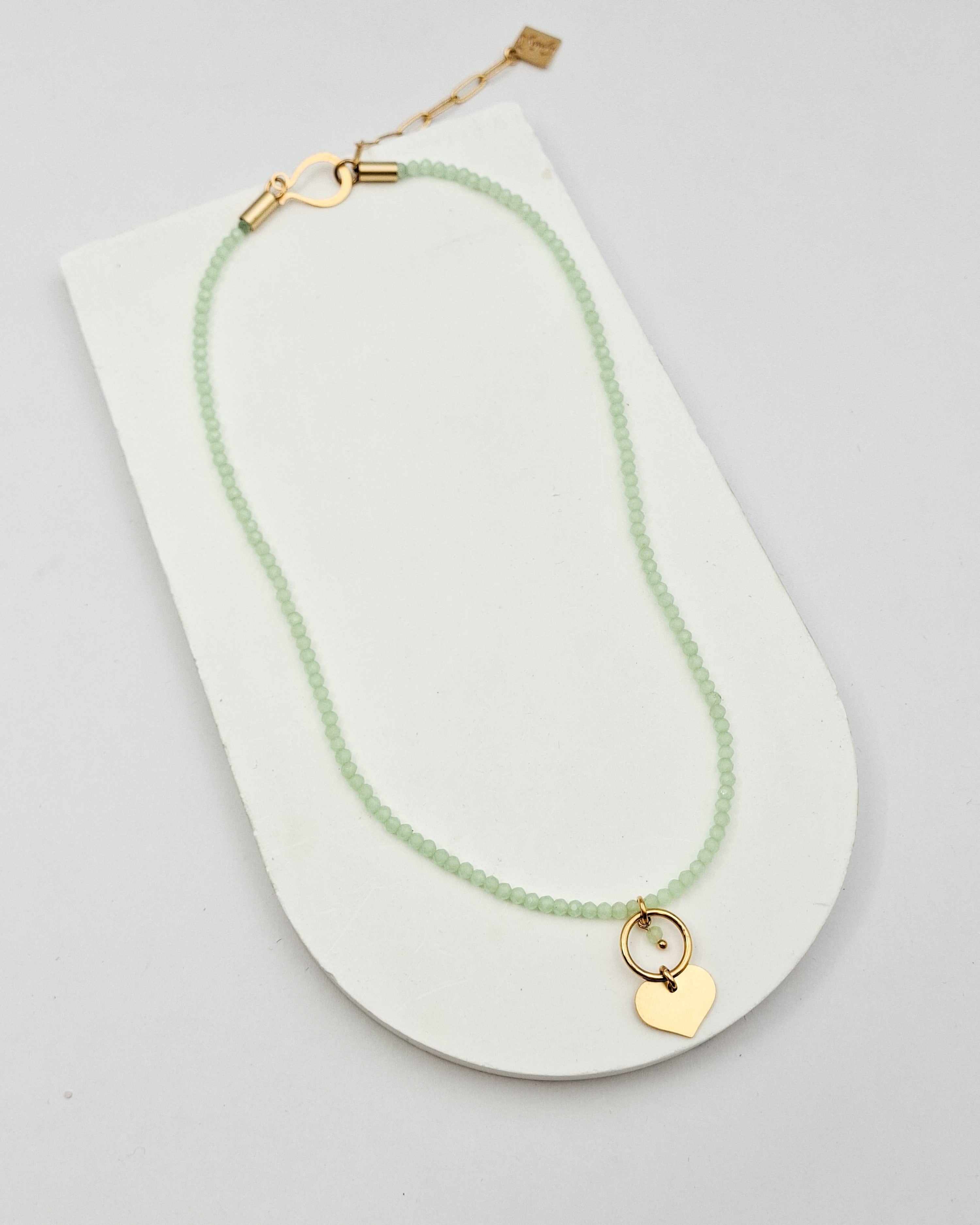 שרשרת קריסטלים לב