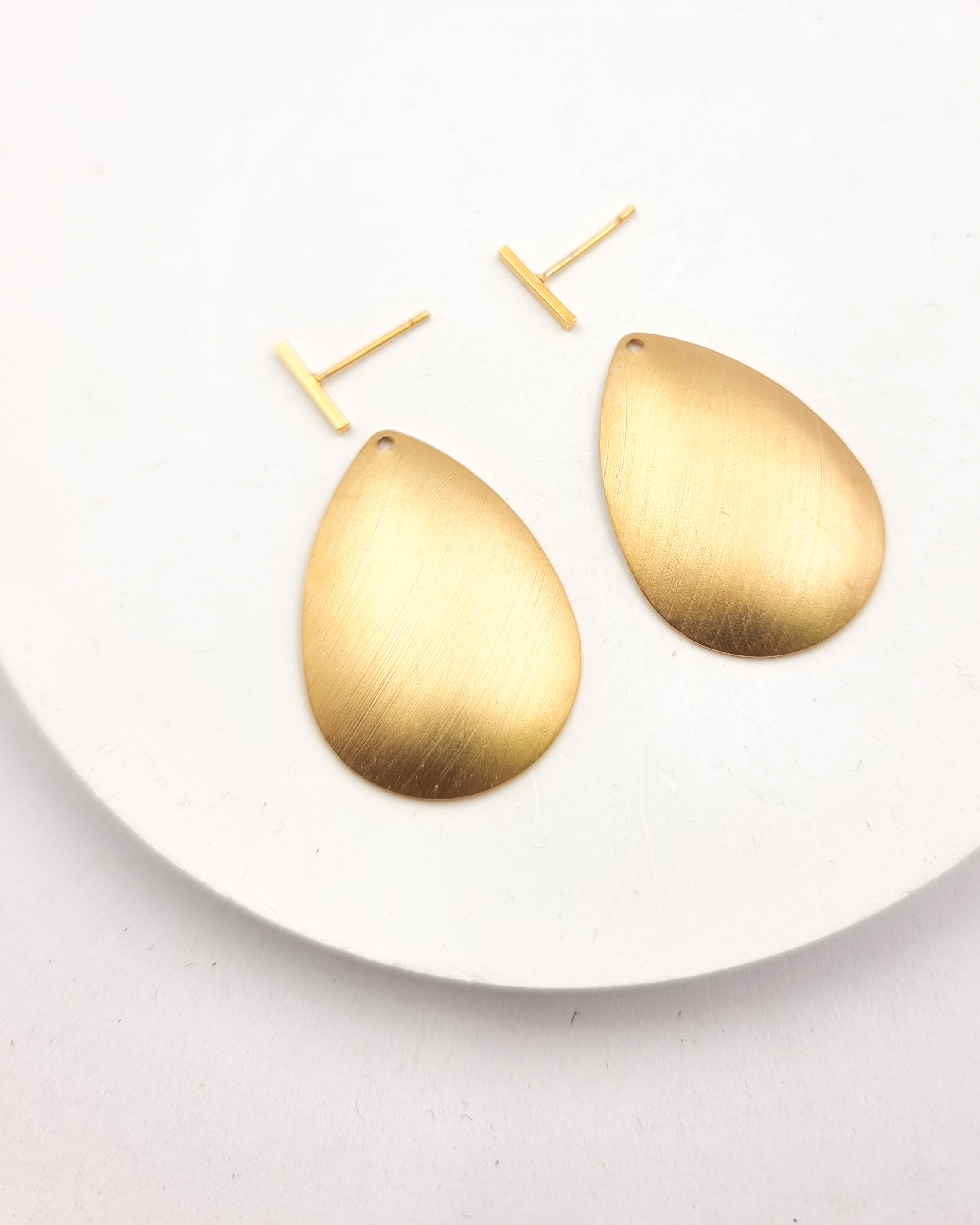 עגילי טיפה צמודים כפולים זהב