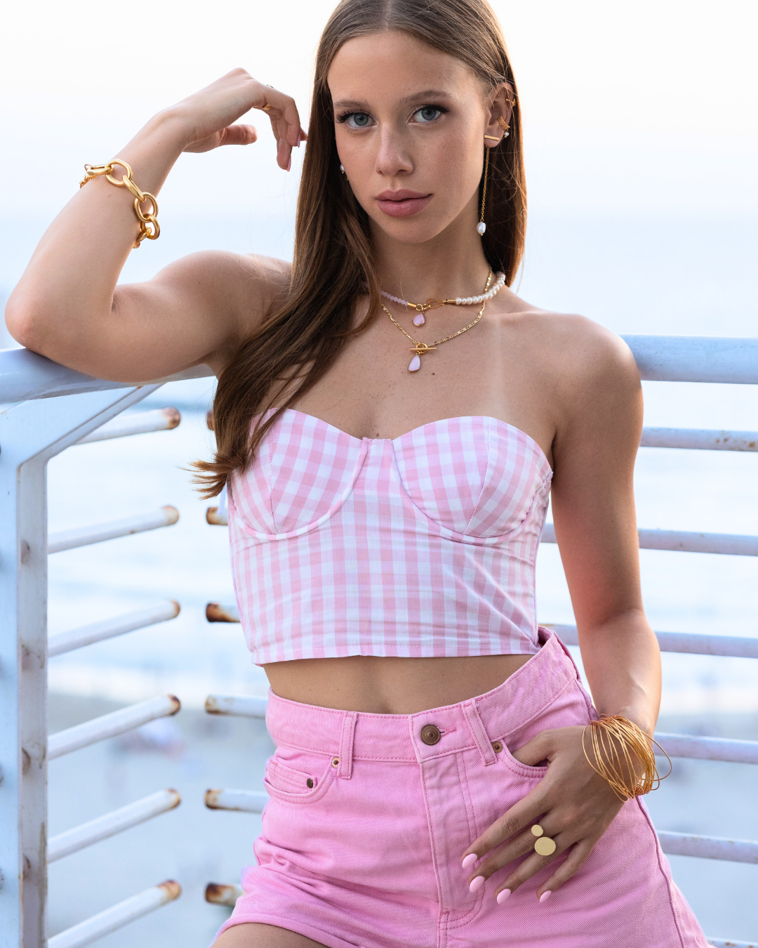 שרשרת מלבנים קריסטל  משולש מוזהב