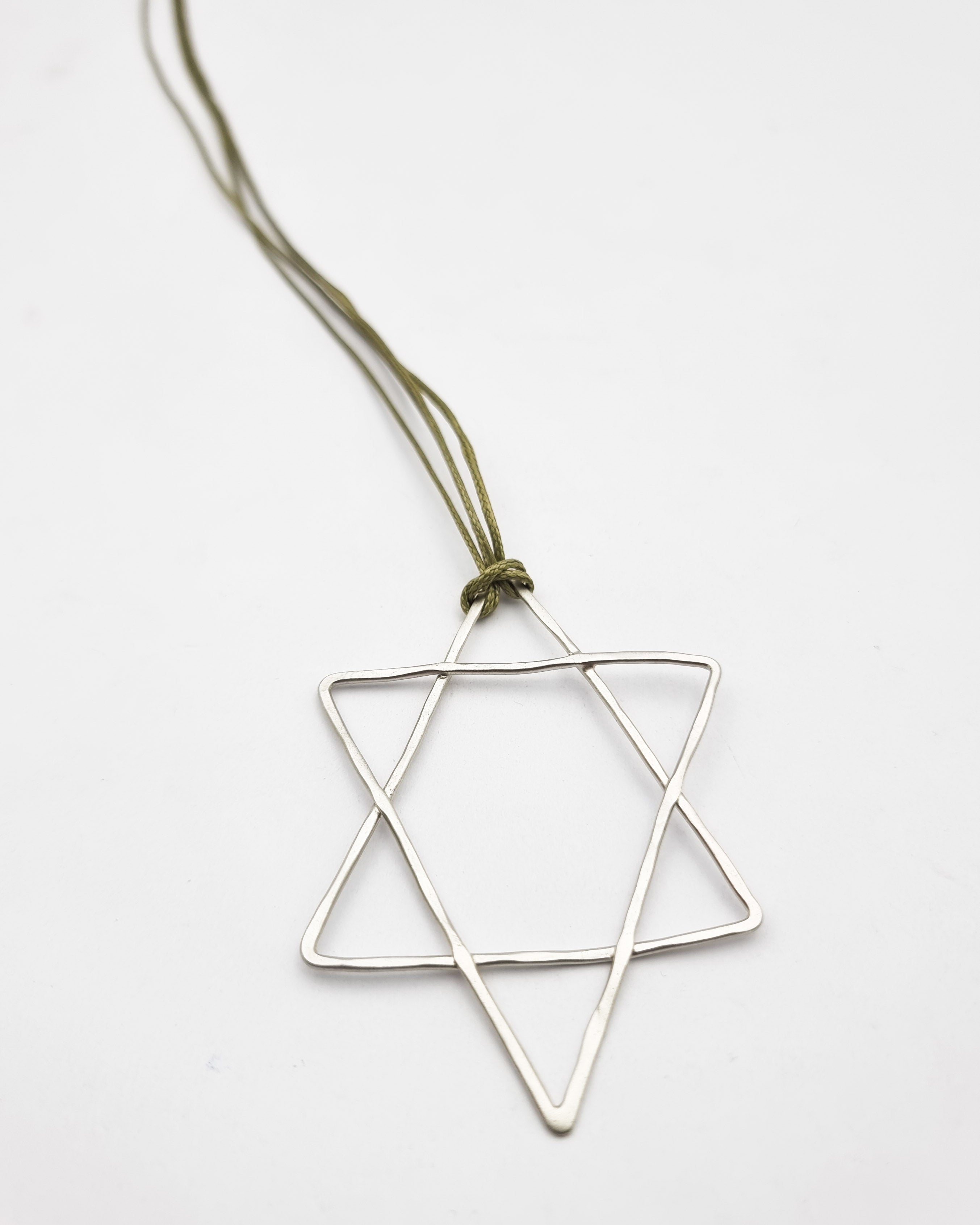 שרשרת כותנה ארוכה מגן דוד עבודת יד