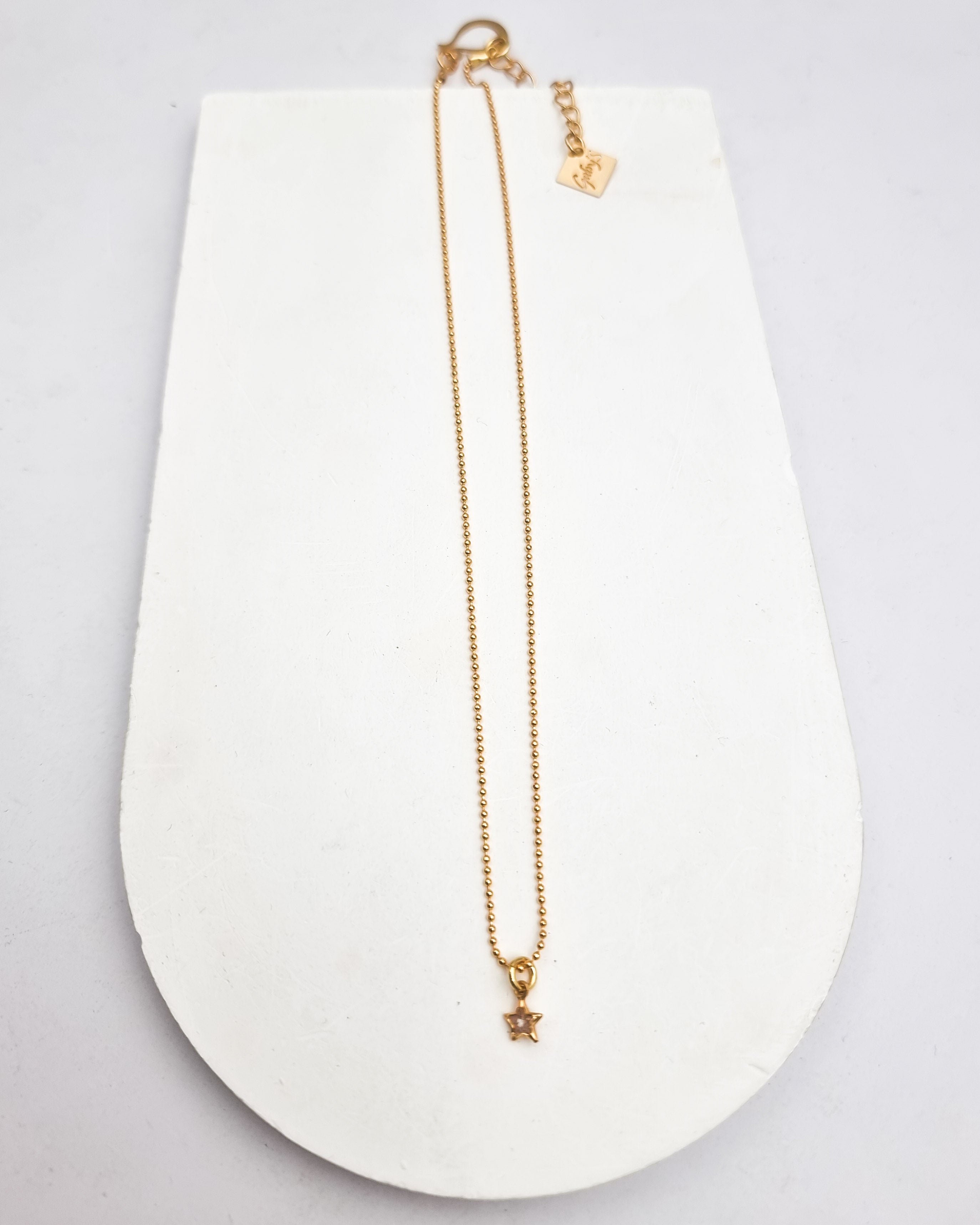 שרשרת כוכב זירקון