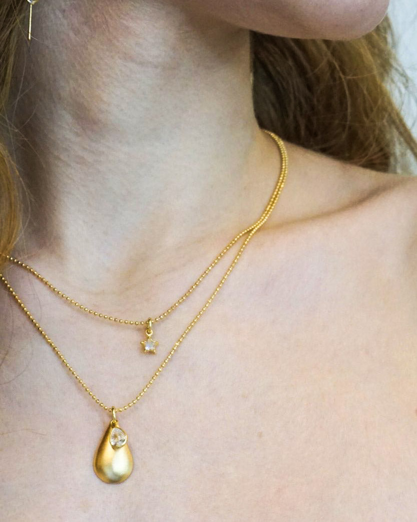 שרשרת כוכב זירקון