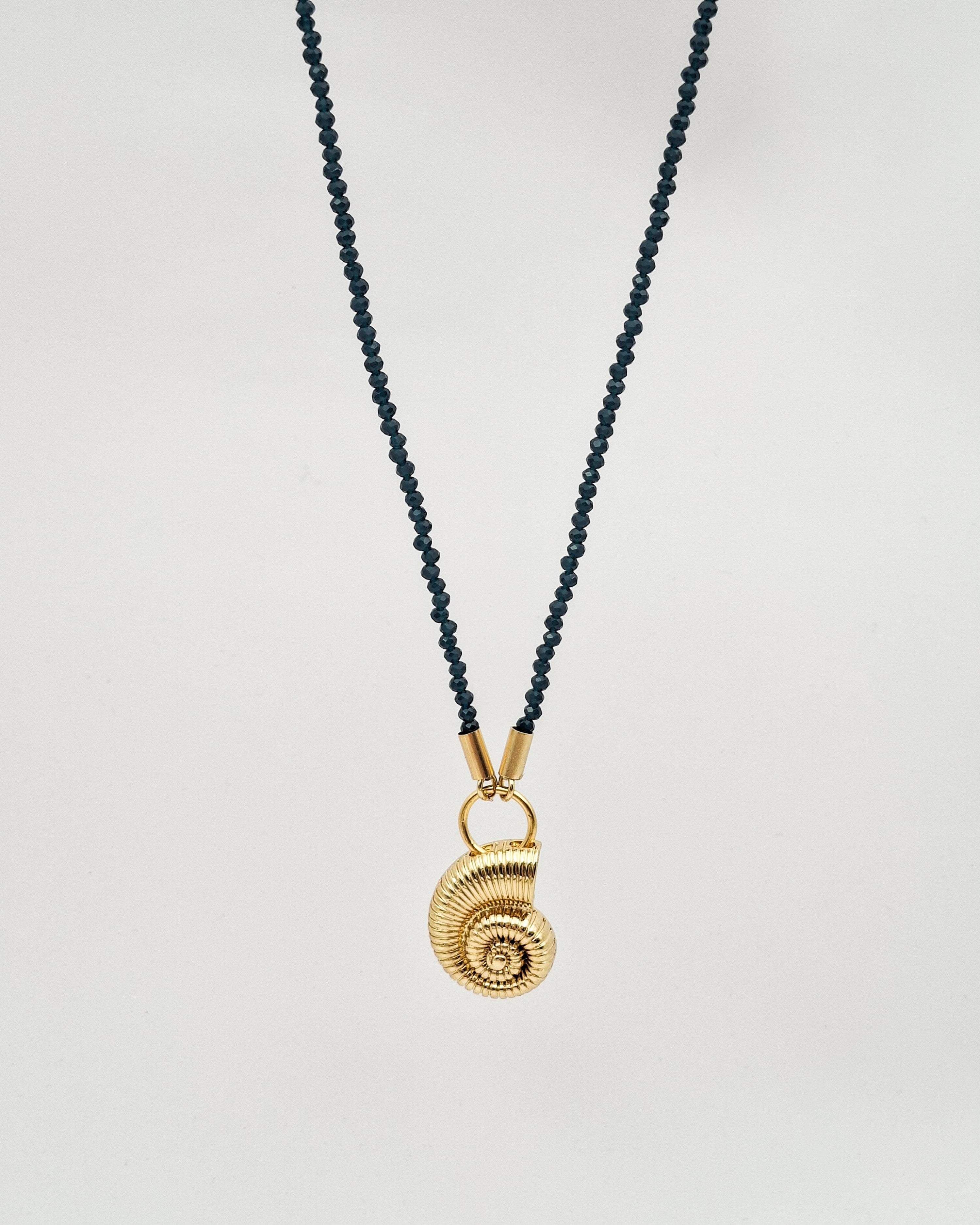 שרשרת קריסטלים ארוכה אריאל