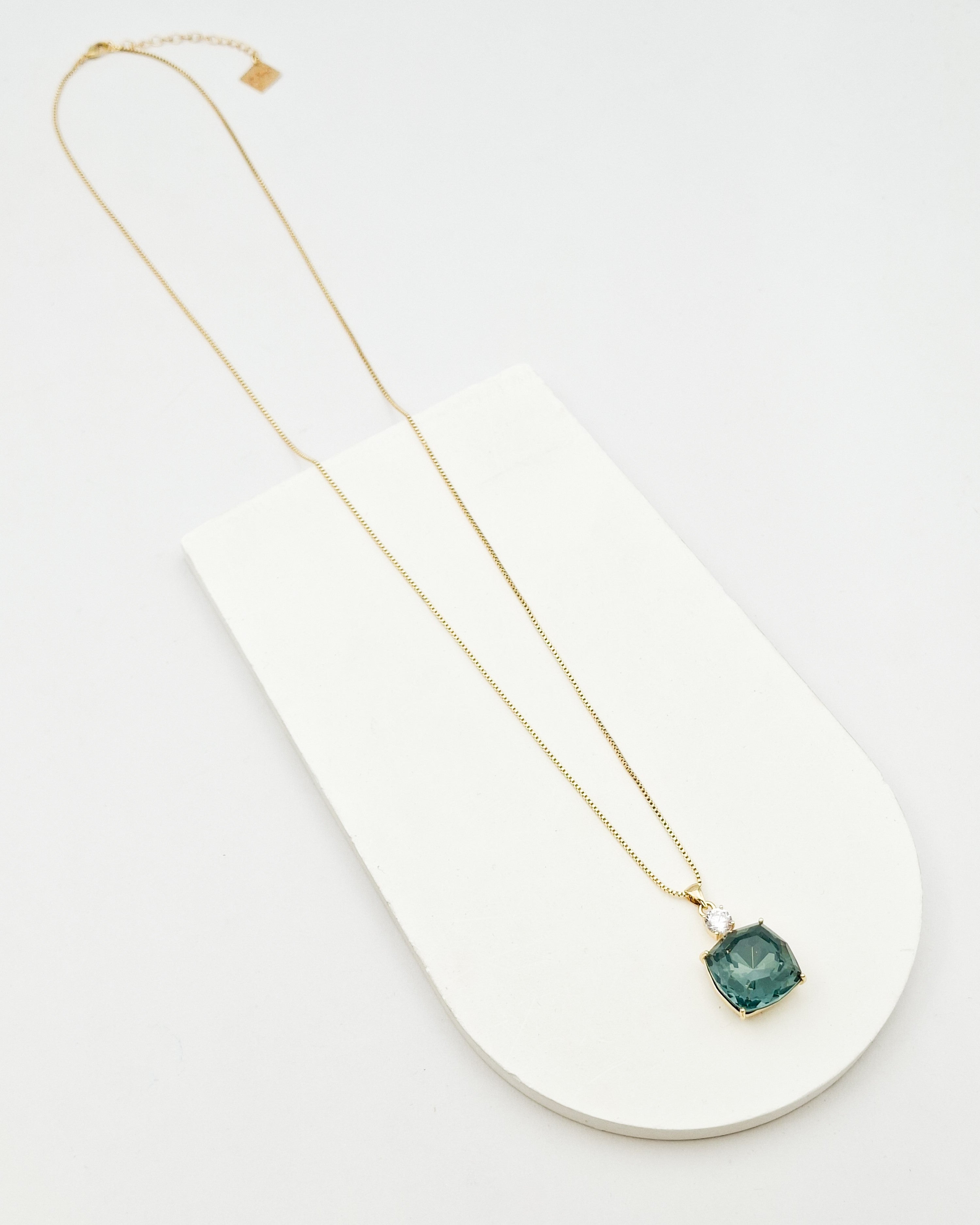 שרשרת גרין קריסטל