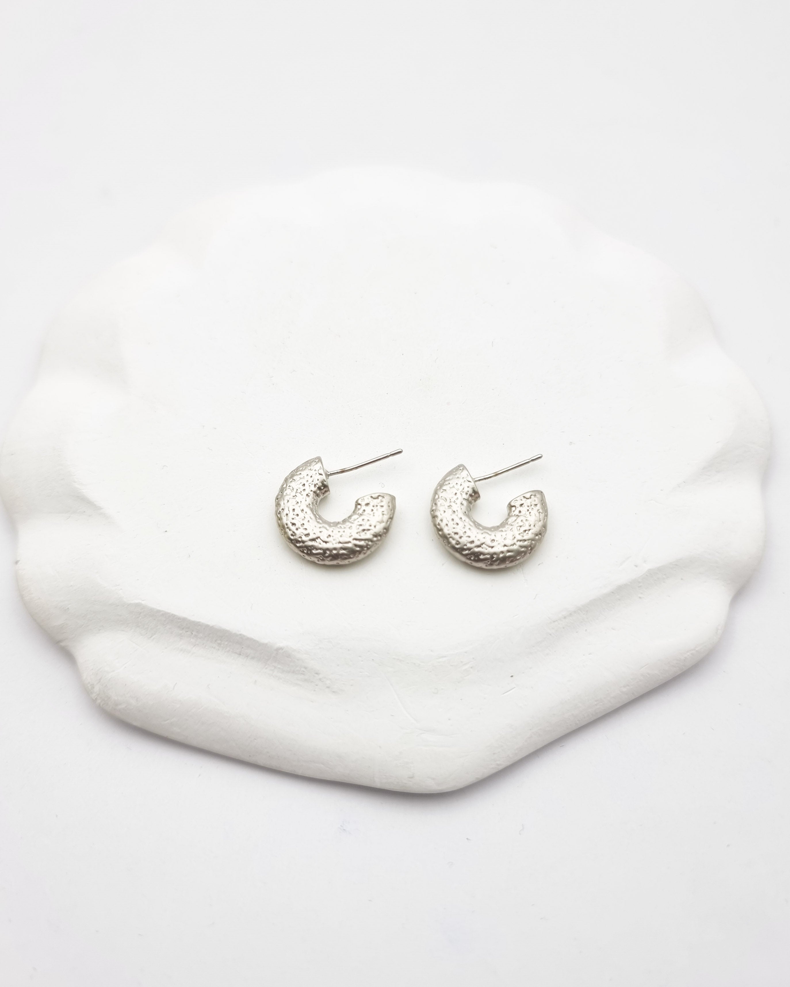 עגילי חישוק נגבה כסף