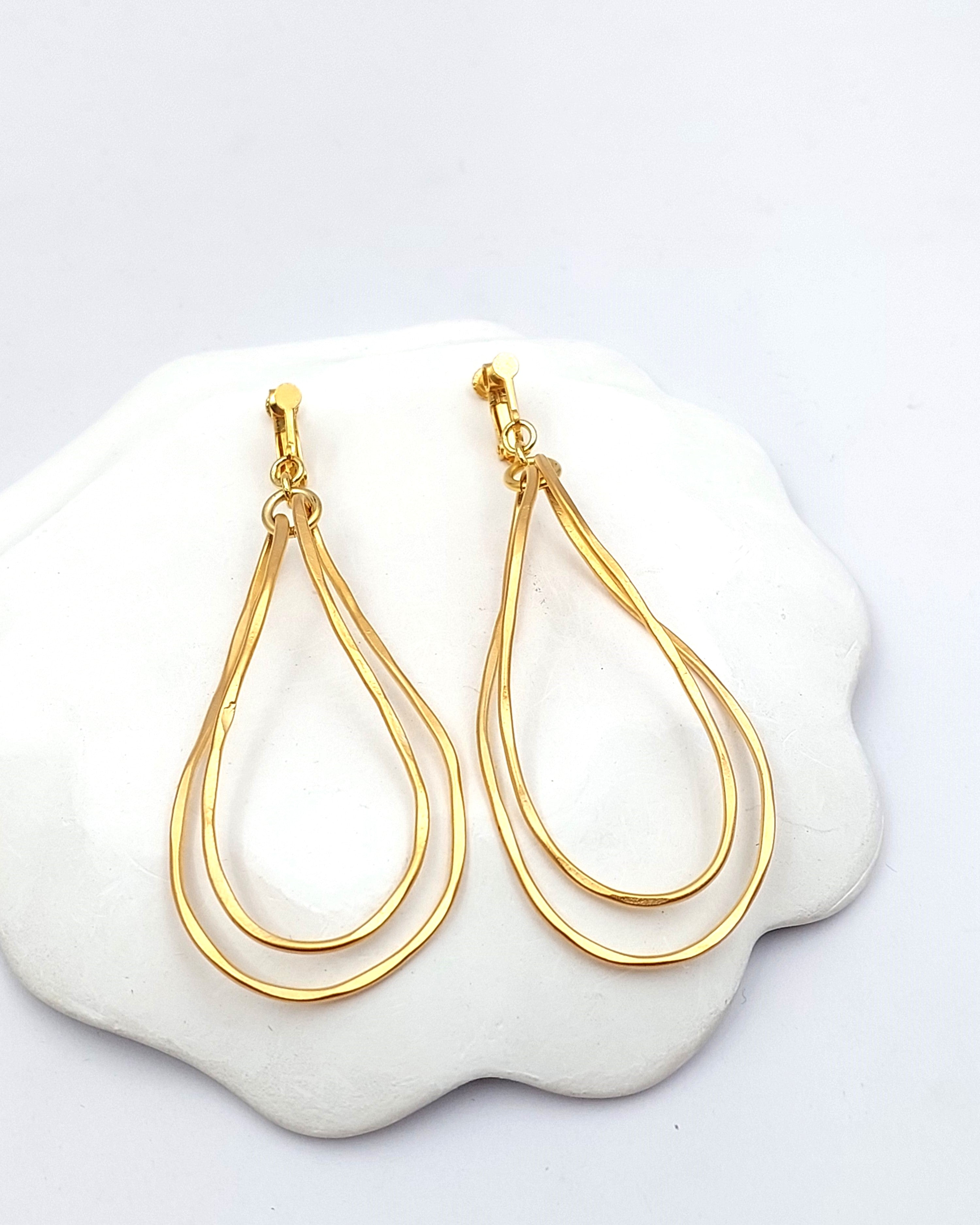 עגילי מונה עבודת יד קליפס