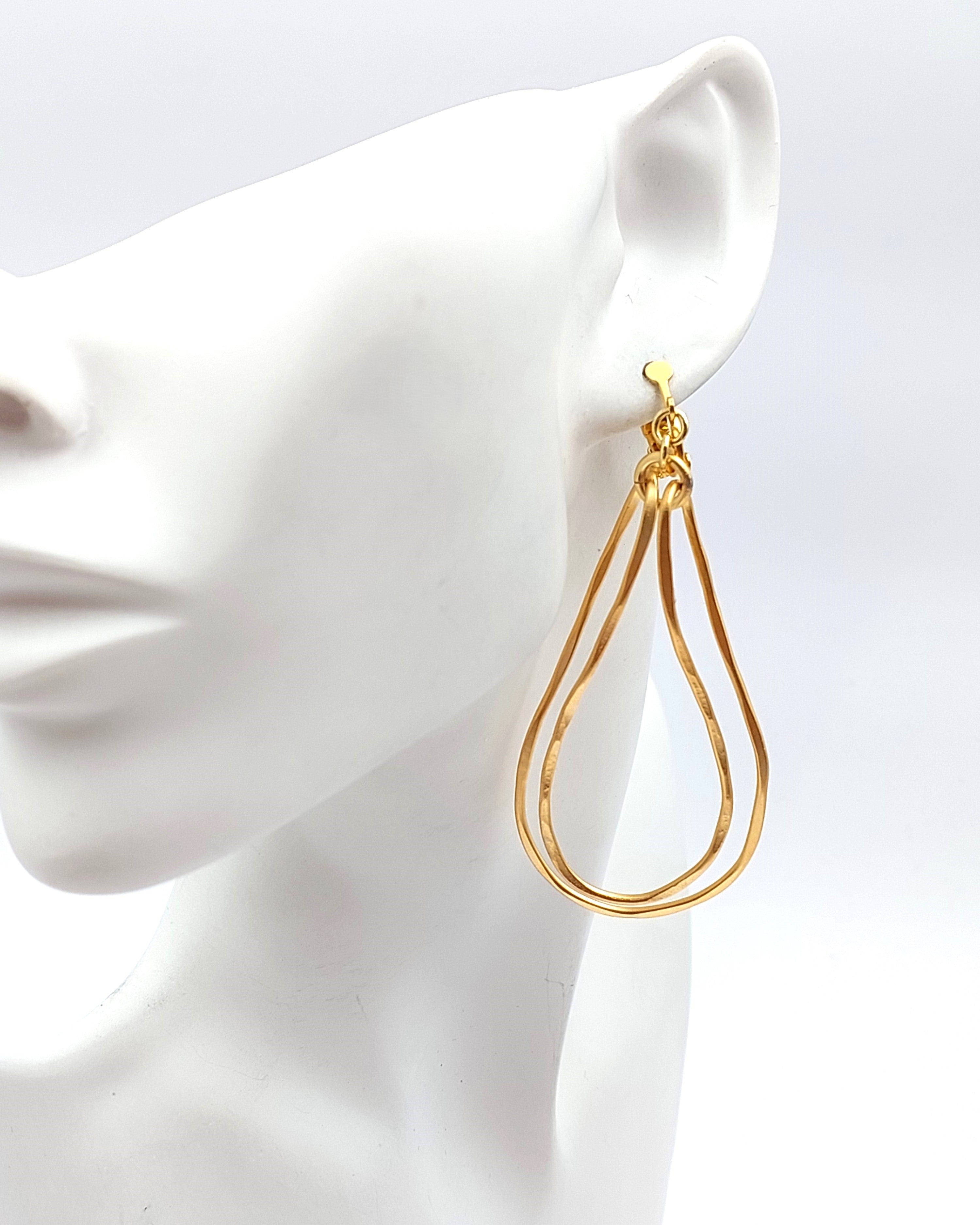 עגילי מונה עבודת יד קליפס