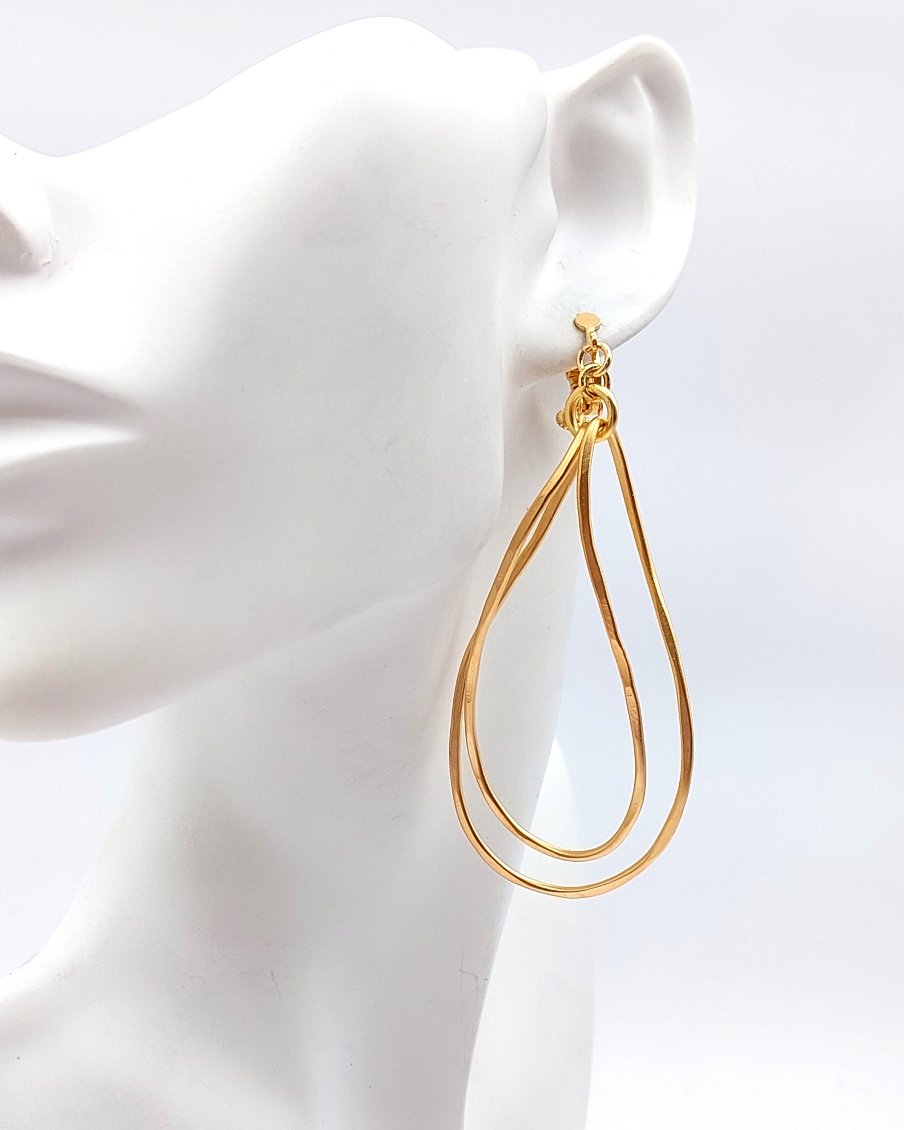 עגילי מונה עבודת יד קליפס