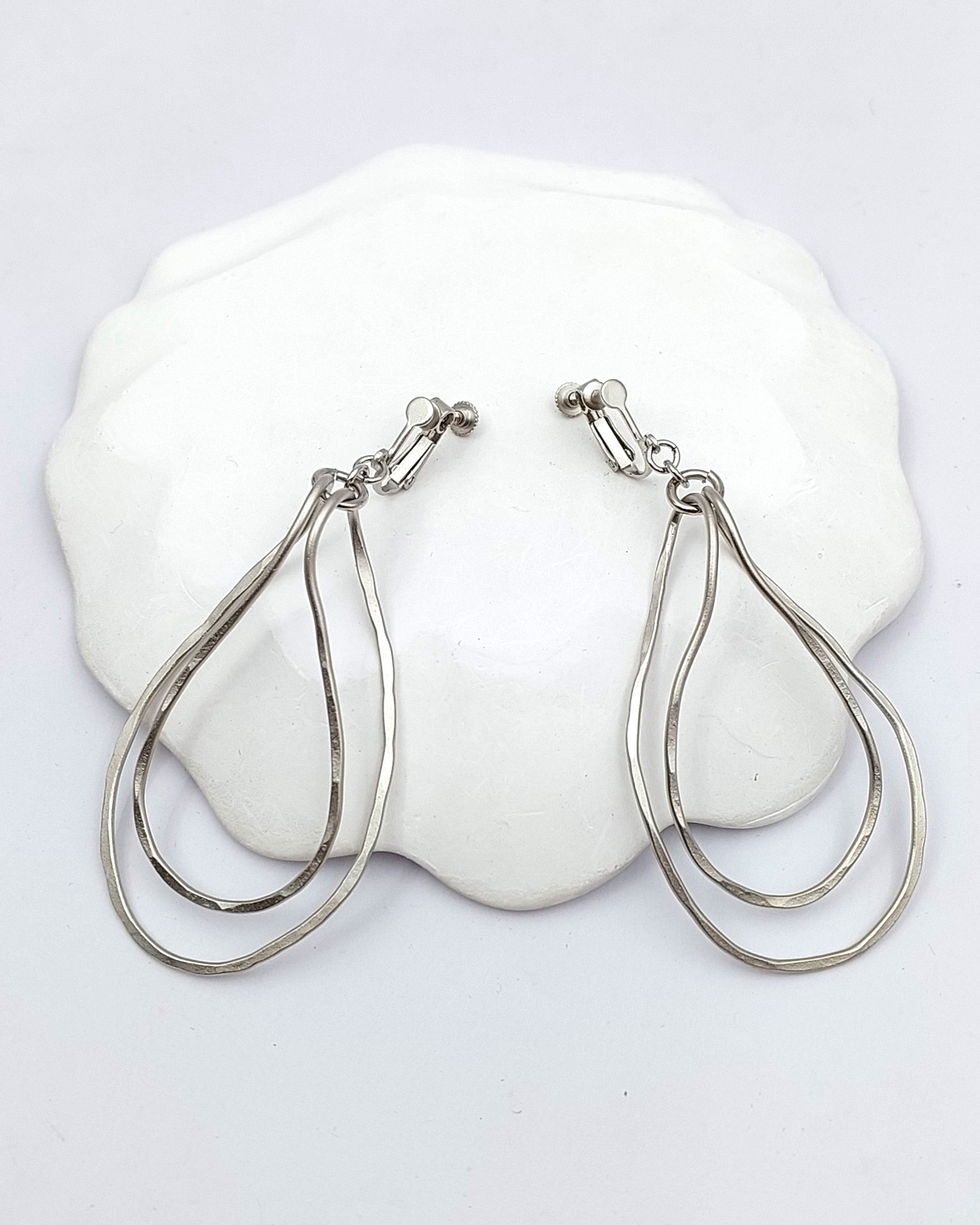 עגילי מונה עבודת יד קליפס