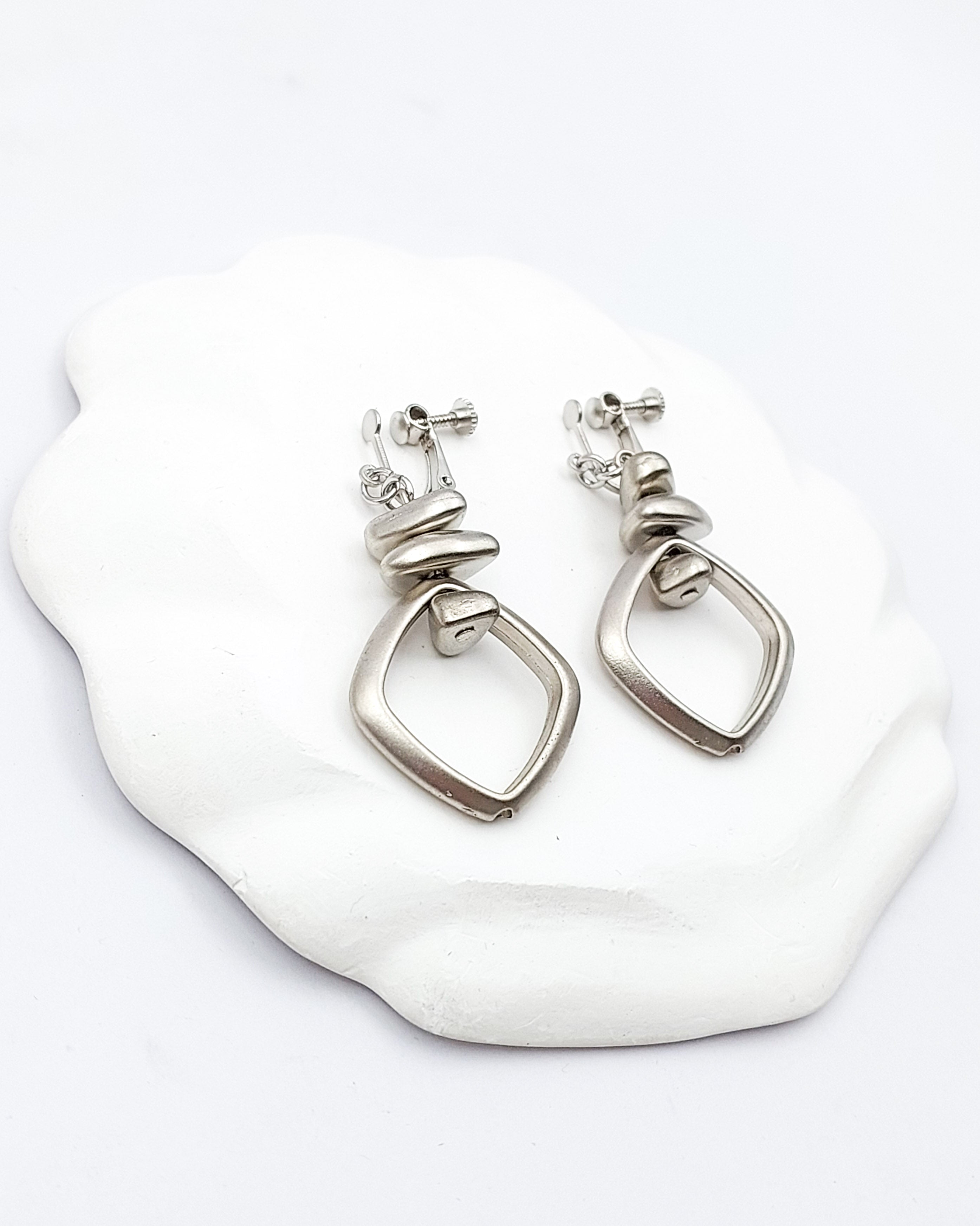 עגילי קליפס מעוין פלחים