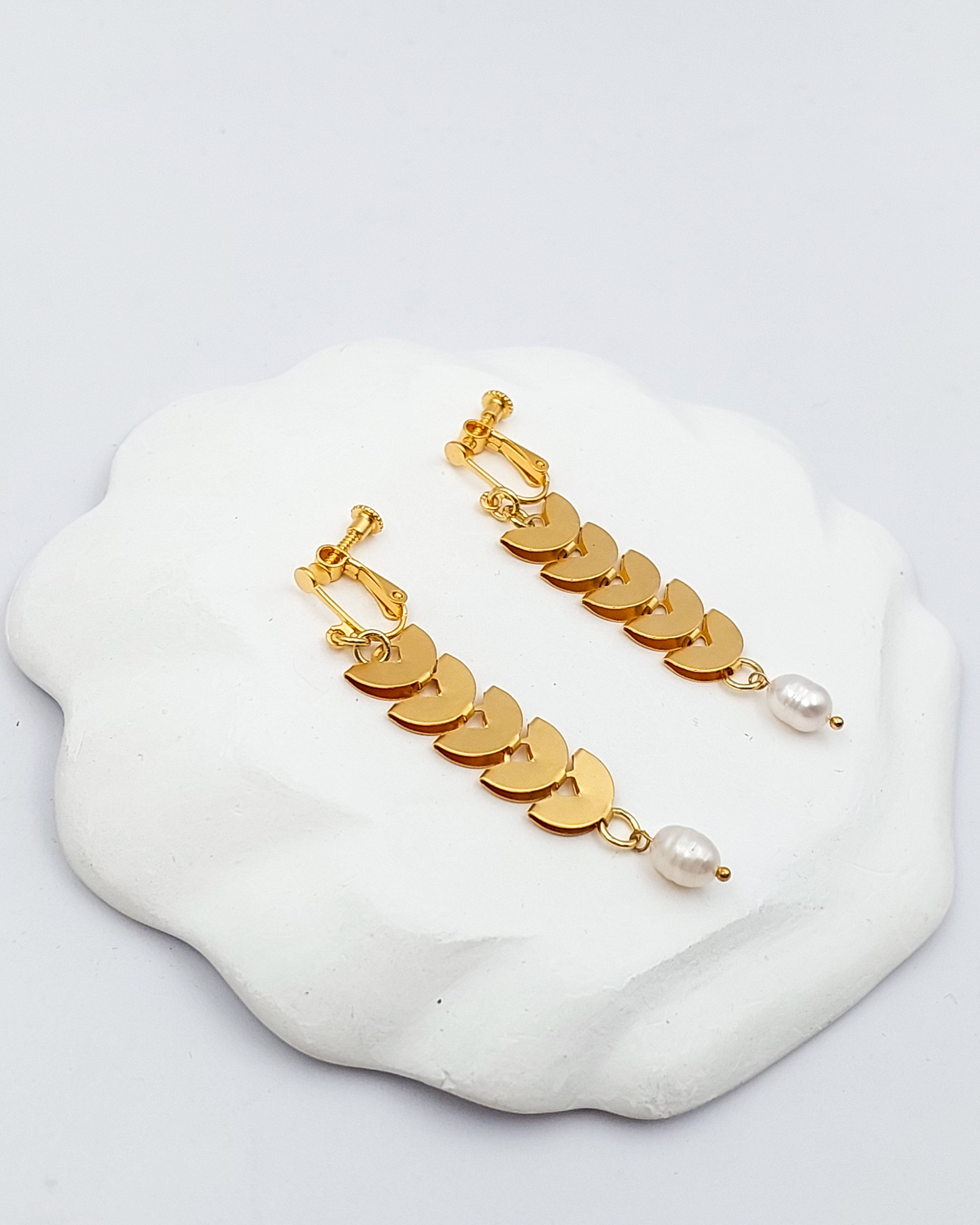 עגילי קליפס עלים פנינים