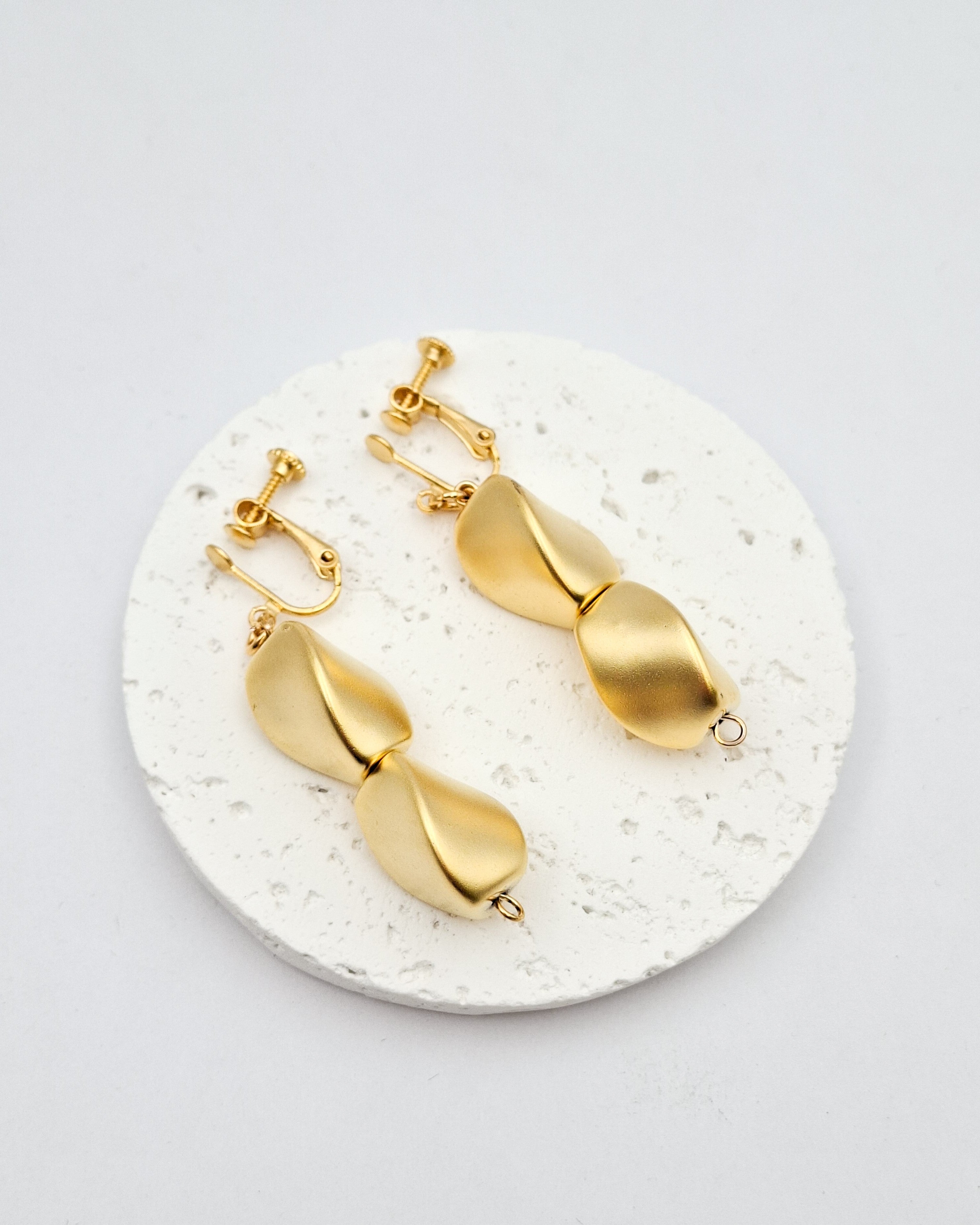 עגילי קליפס גל