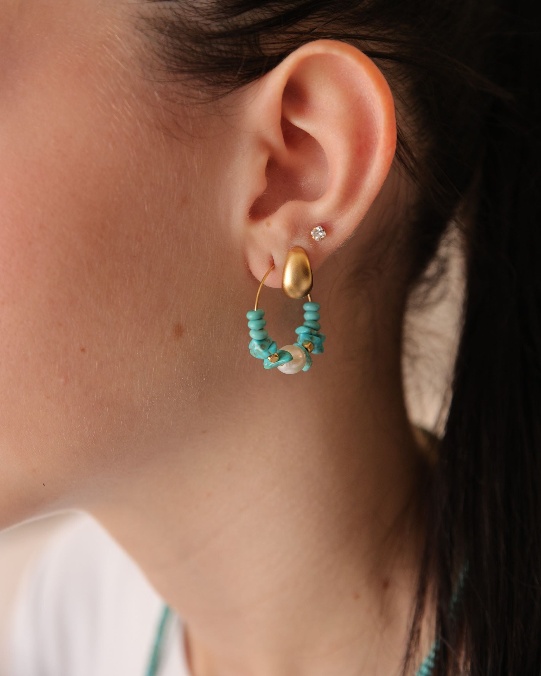 עגילי חישוק טורקיזים פנינים אמתיות