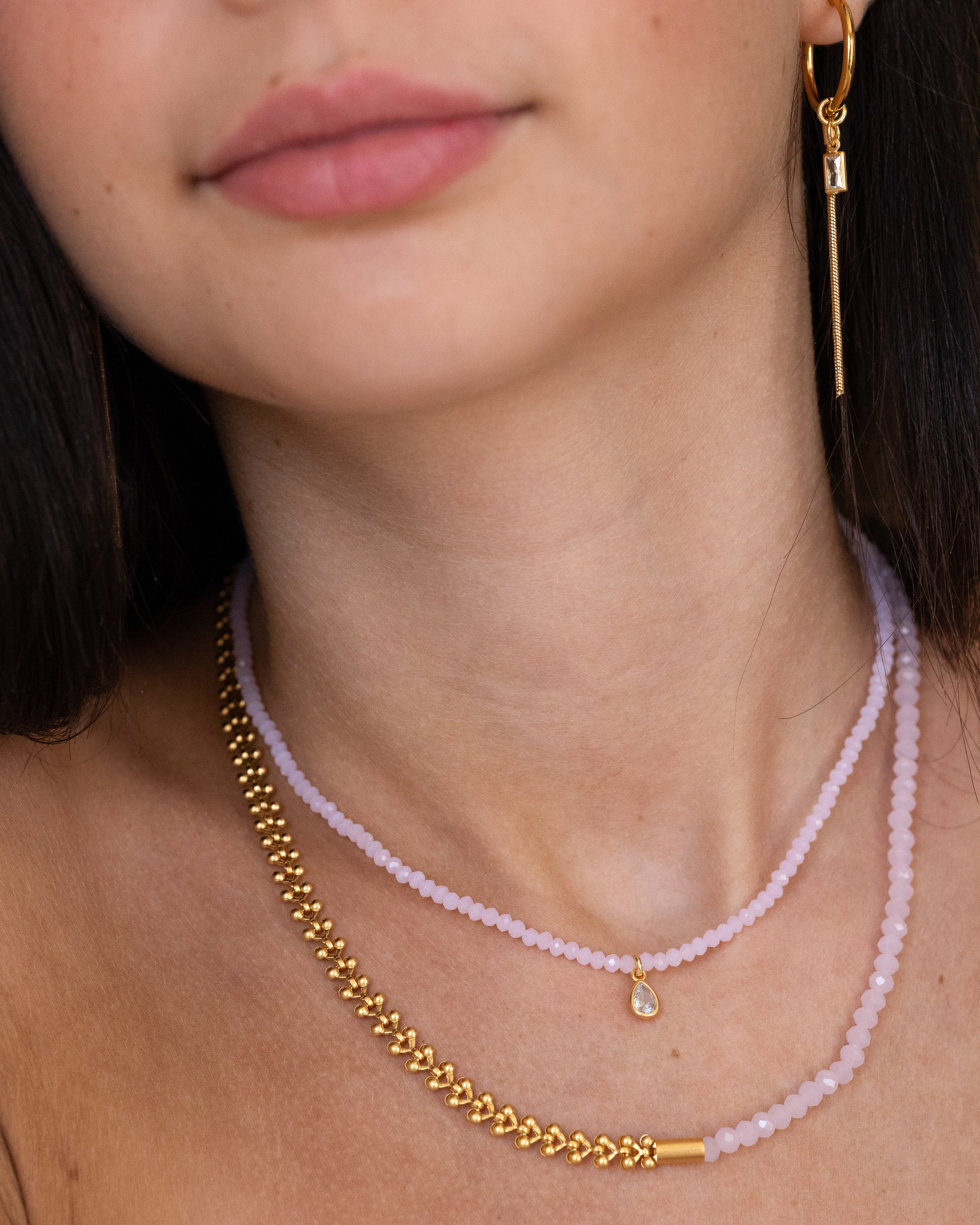 שרשרת קריסטלים טיפה זירקון ממוסגר אמה