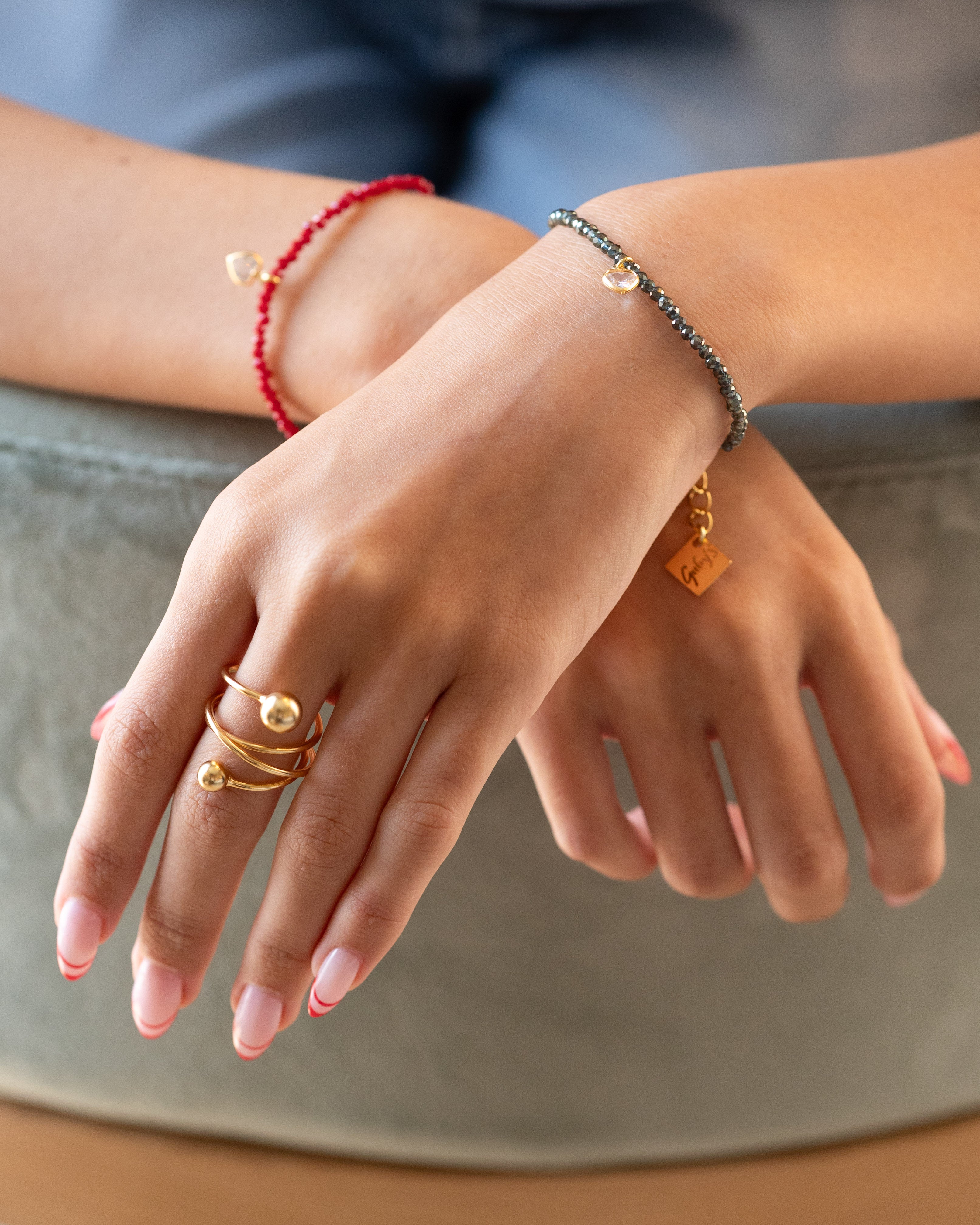 טבעת פירסינג מתלפפת