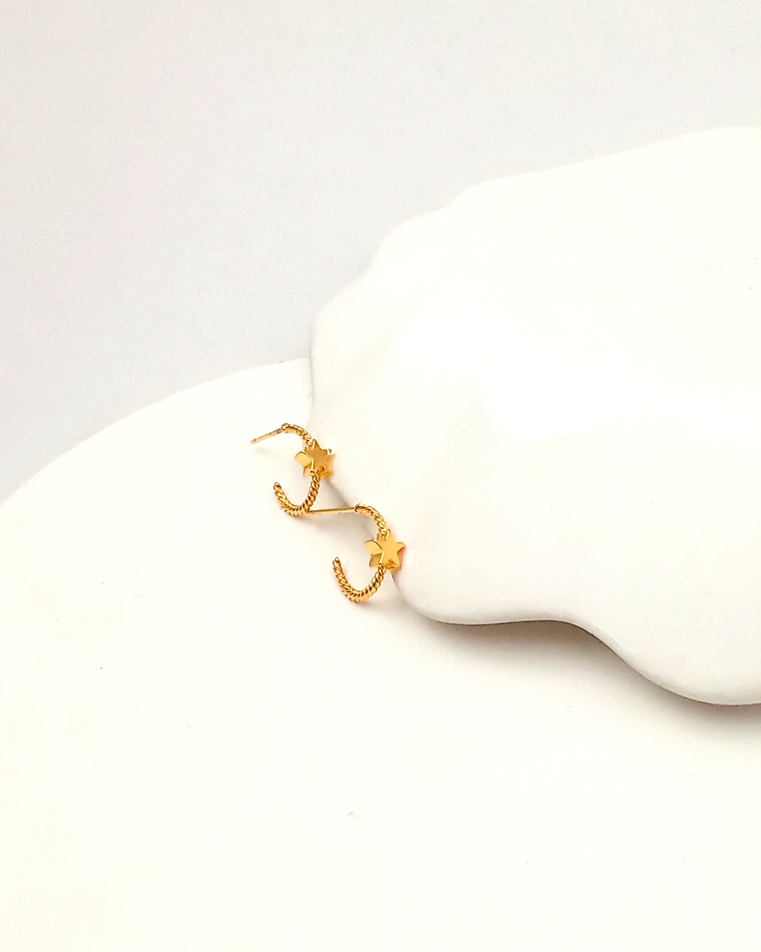 עגילי כוכב שביט