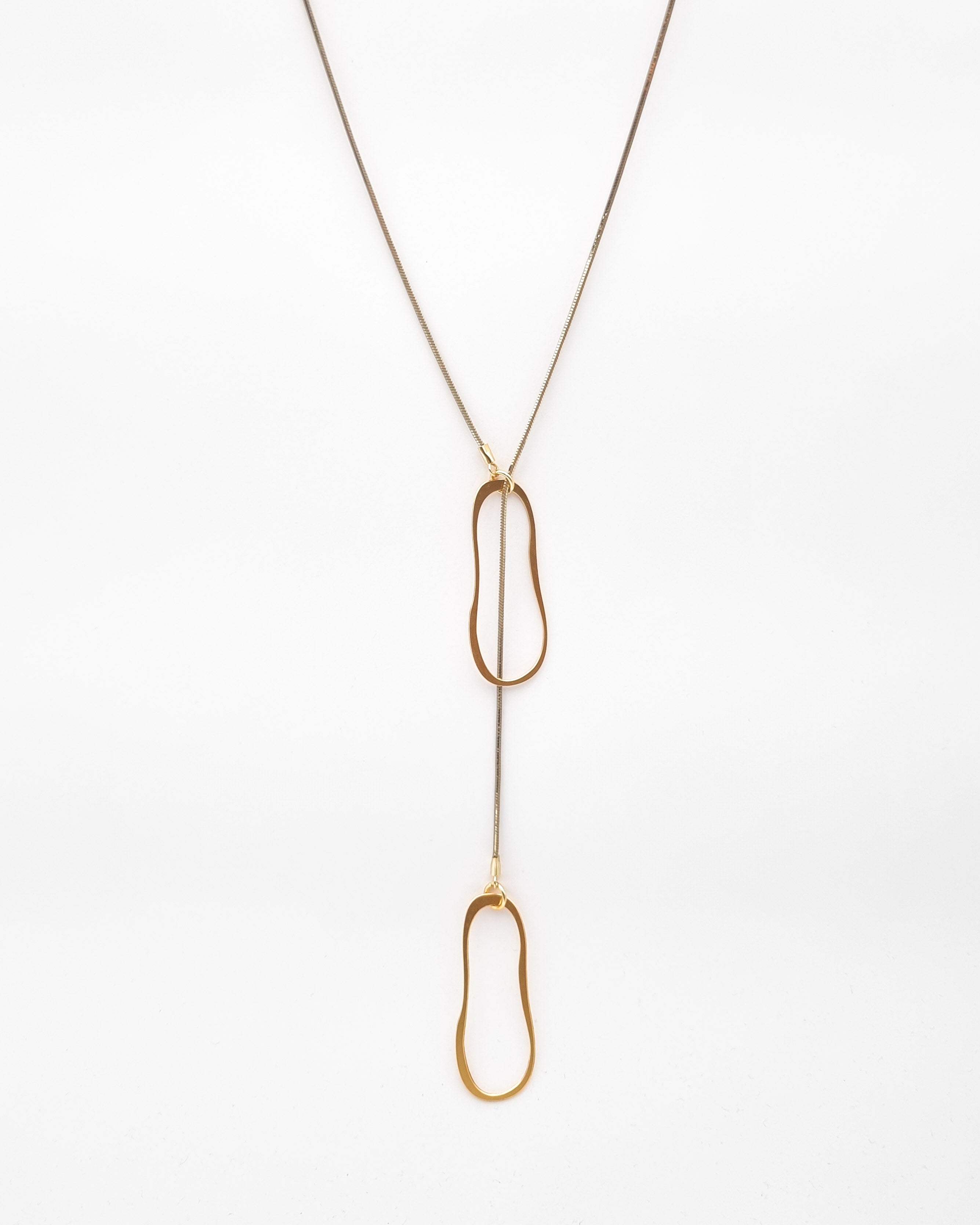 שרשרת עניבה סבינה