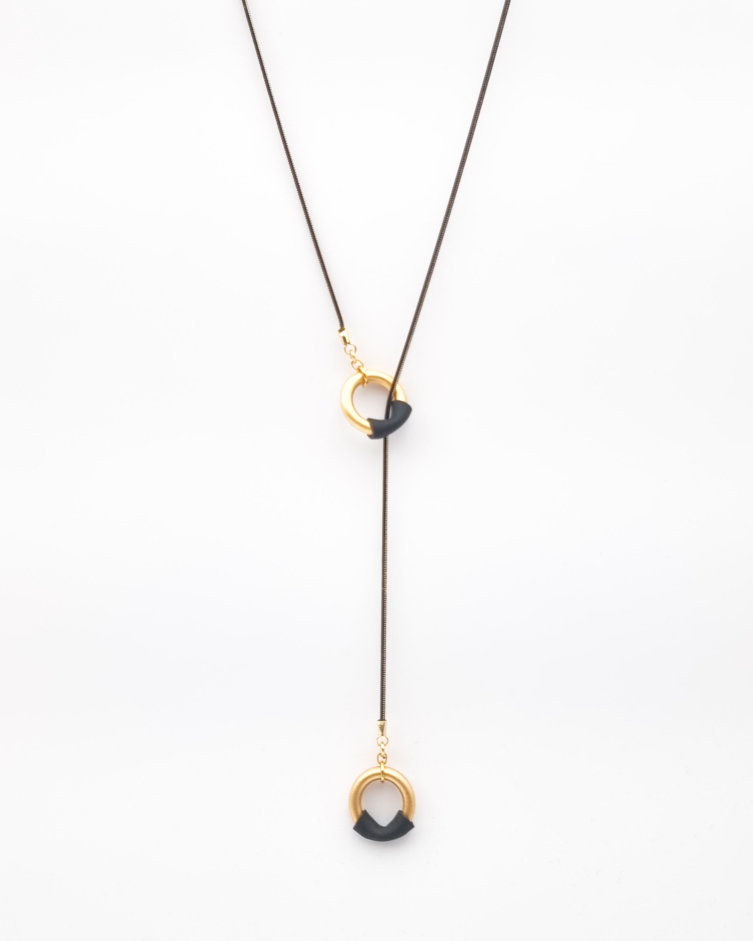 שרשרת עניבה אנג'לה