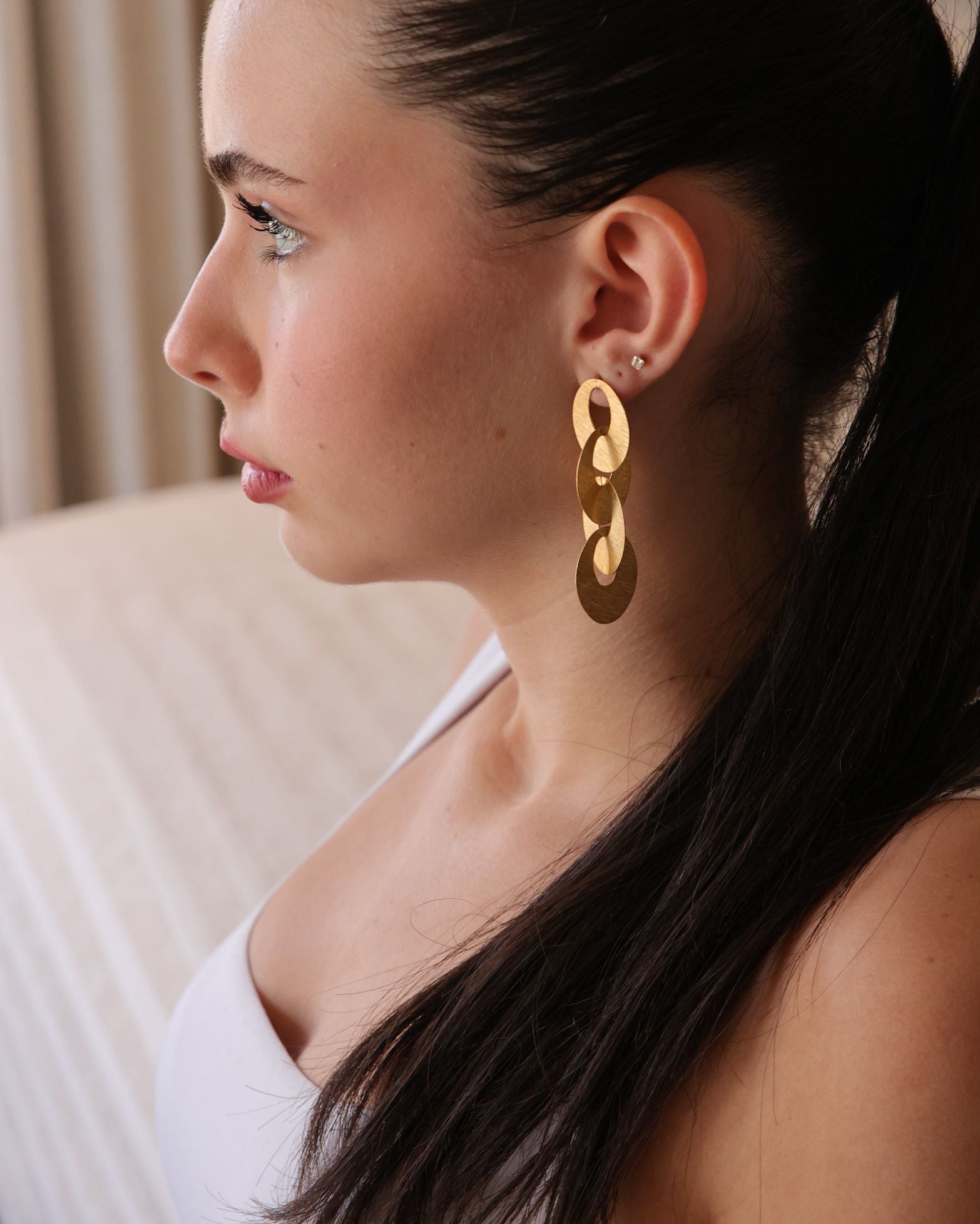 עגילי קוואטרו אובל