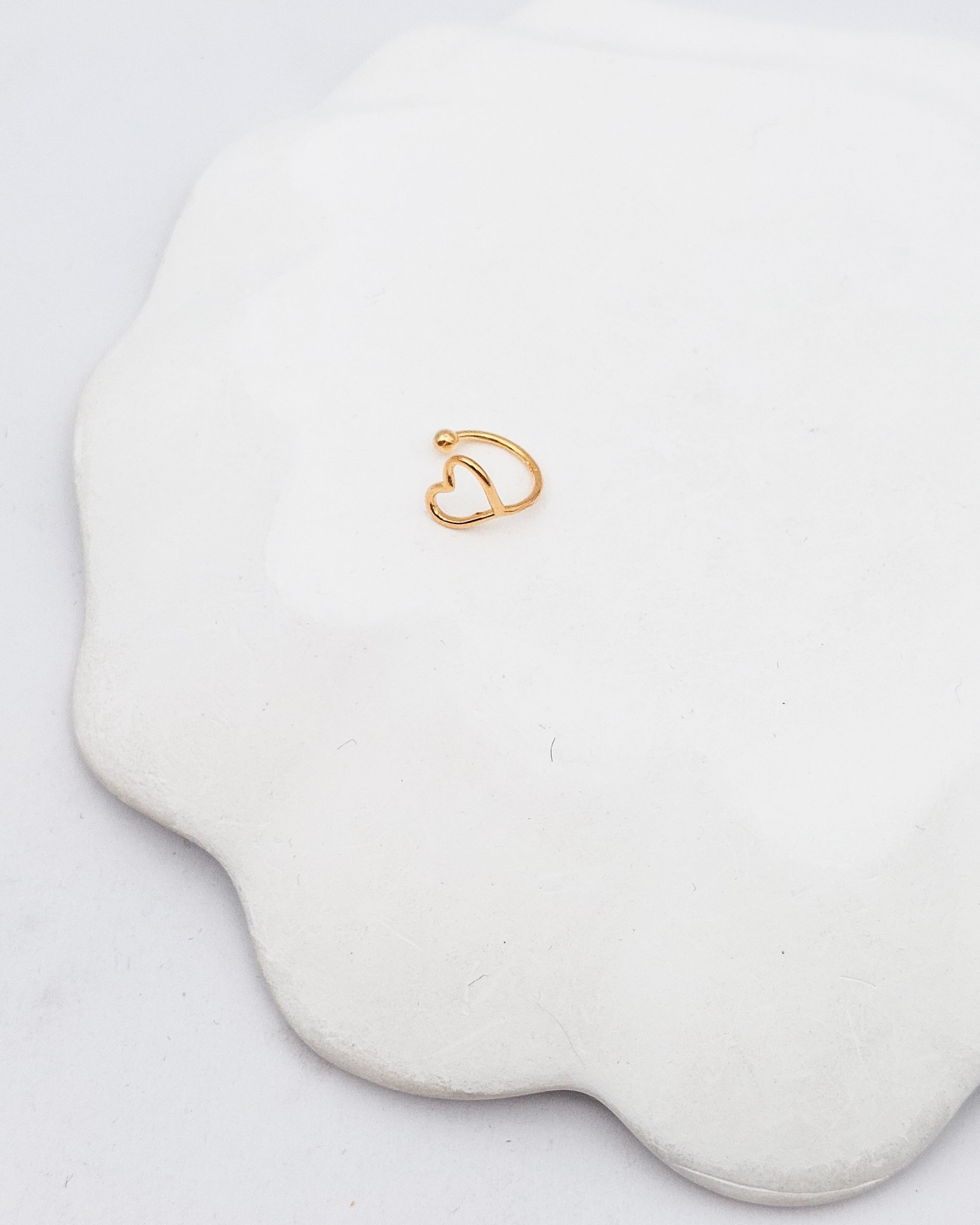 עגיל הליקס לב חלול