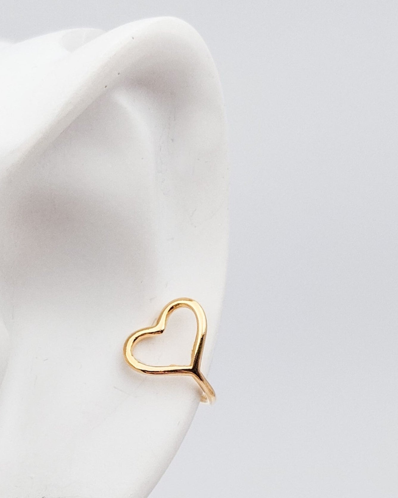 עגיל הליקס לב חלול