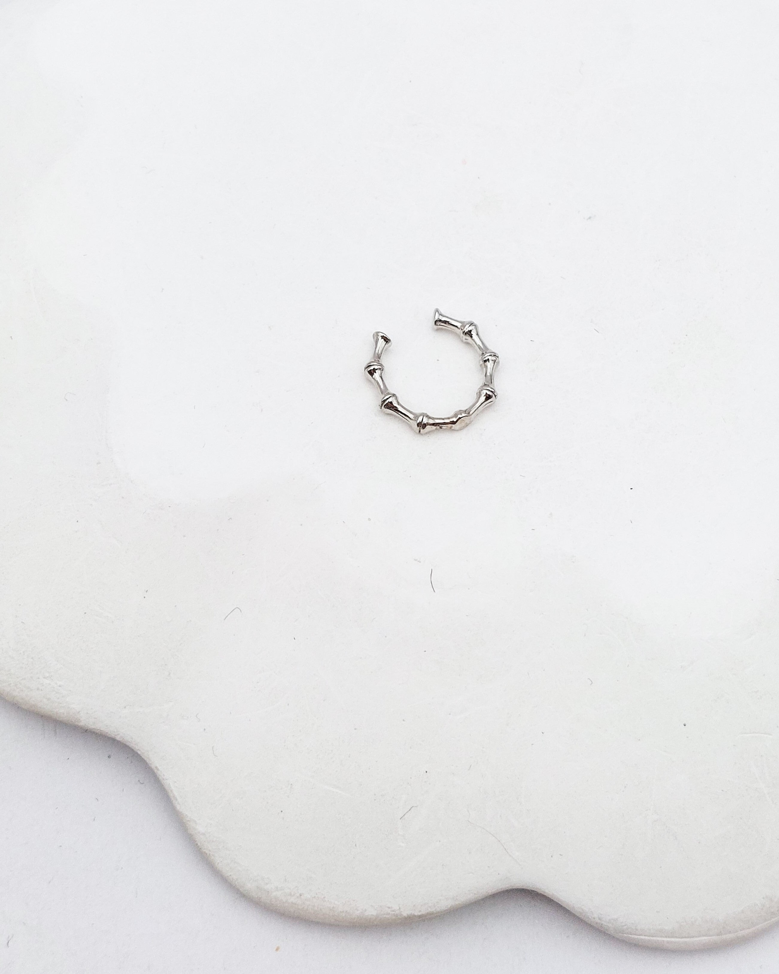 עגיל הליקס במבוק