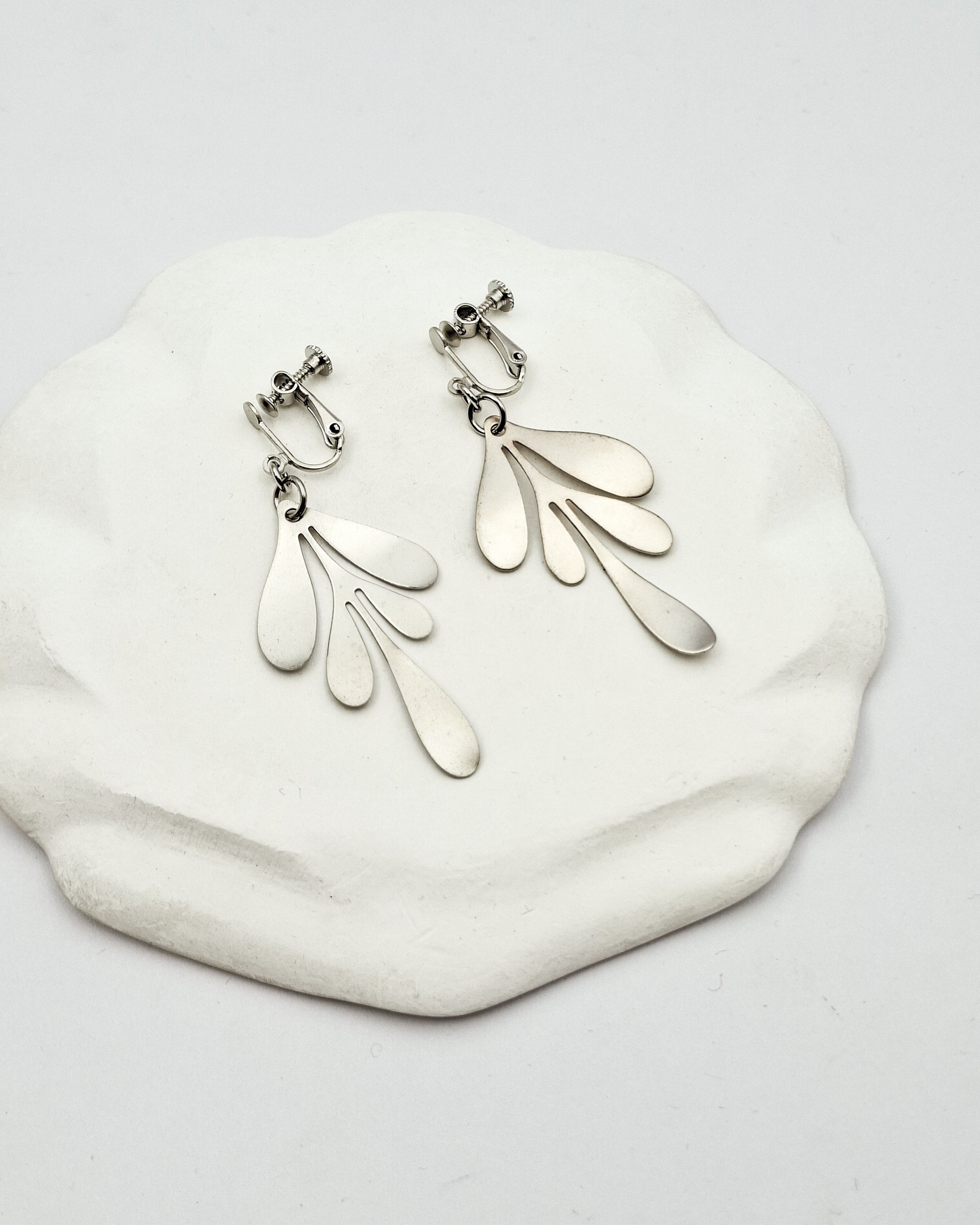 עגילי קליפס עלים דואט