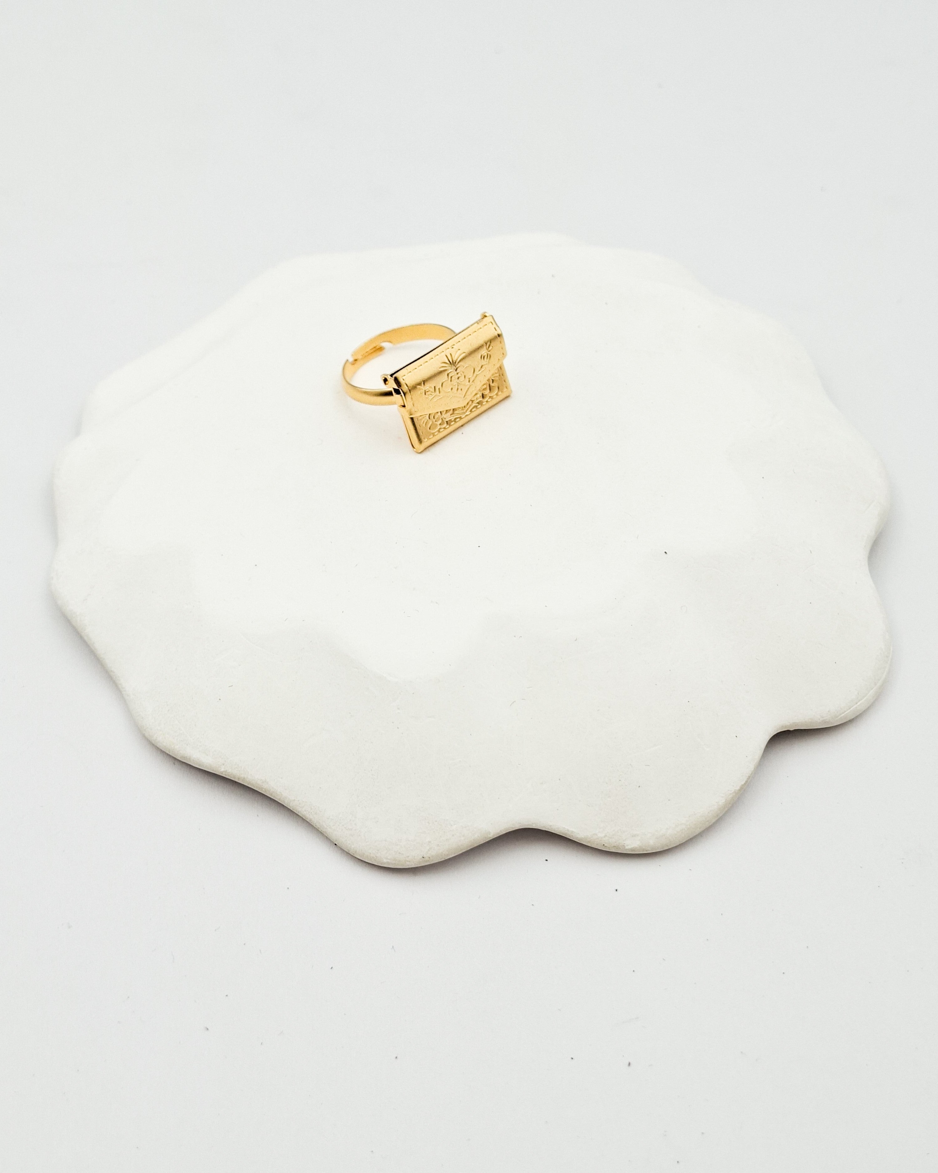 טבעת מעטפה נפתחת