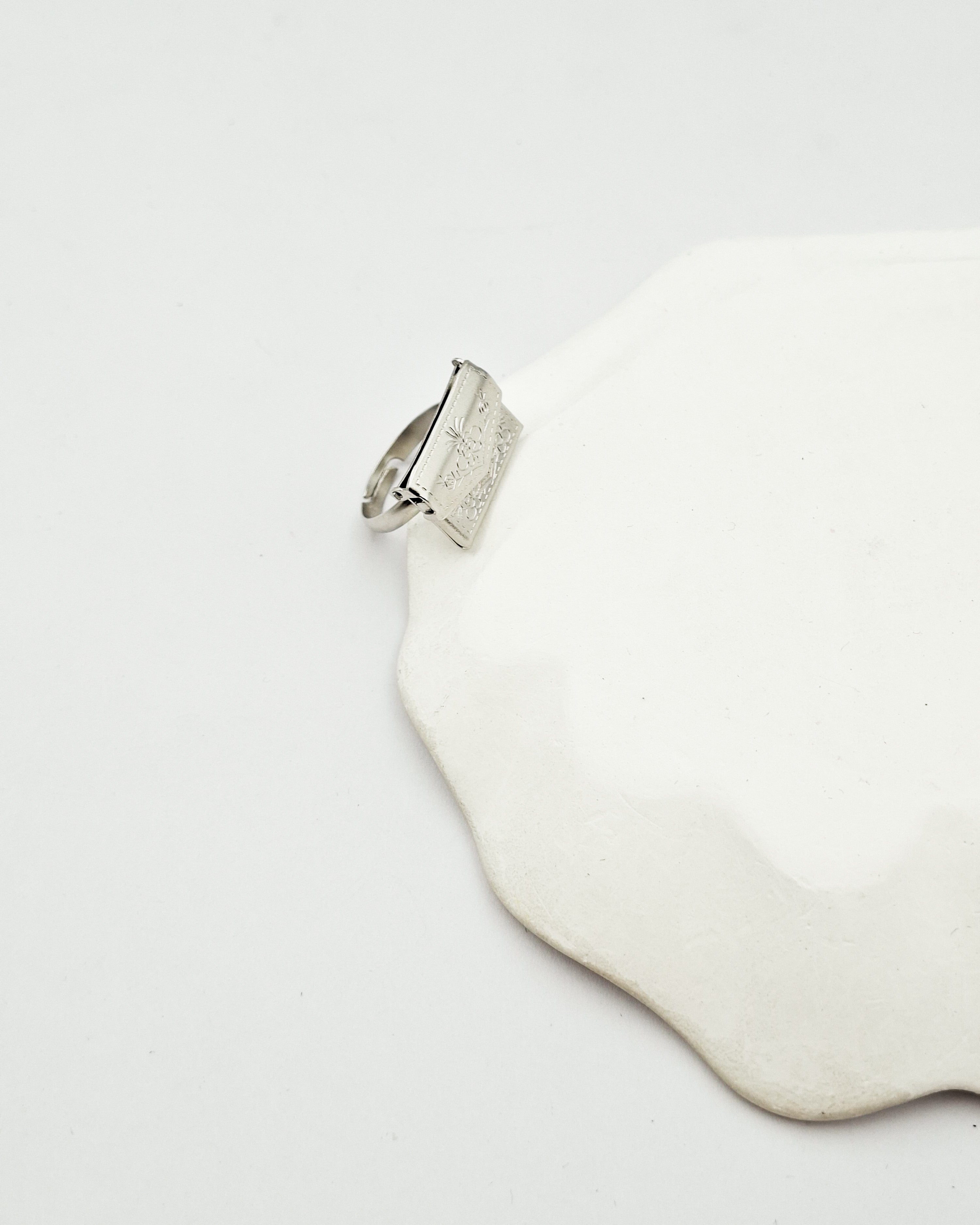 טבעת מעטפה נפתחת