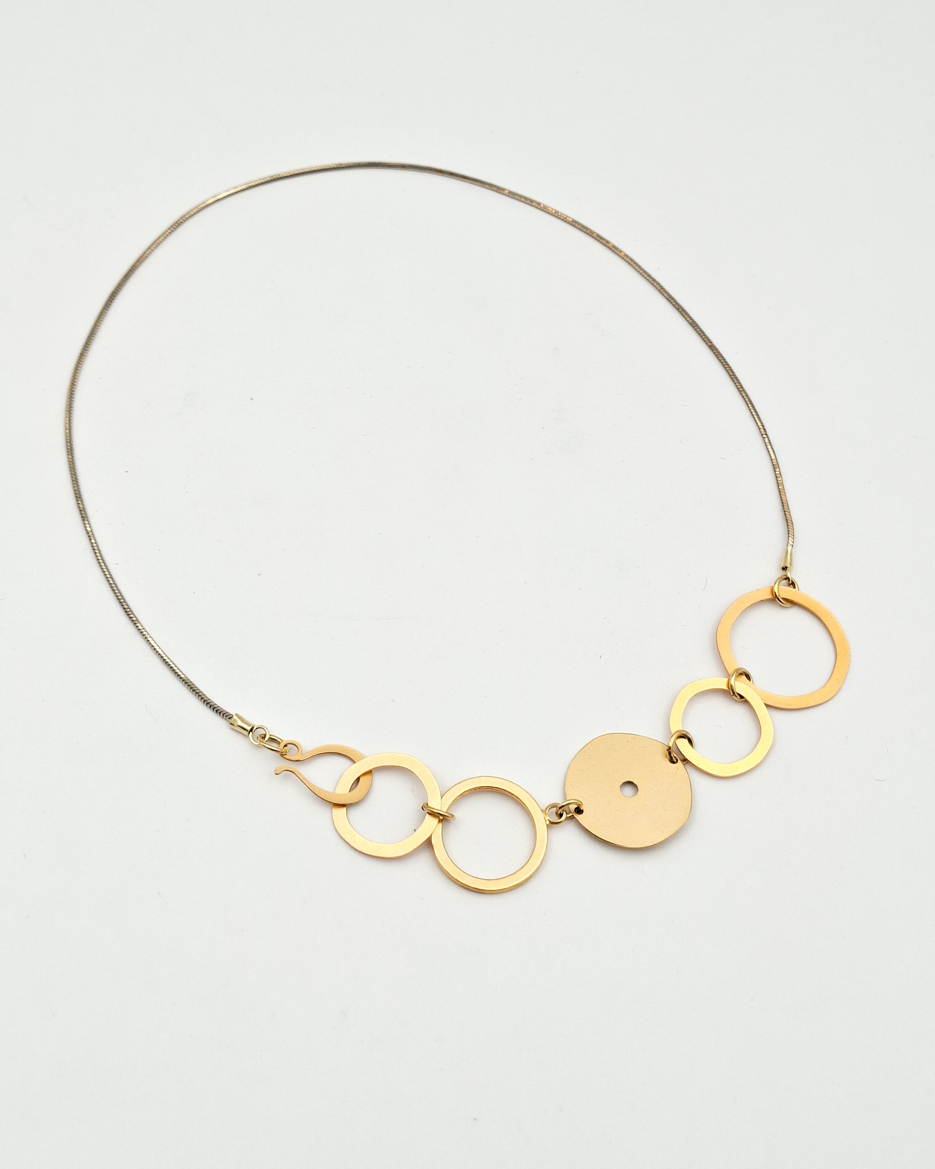 שרשרת מעגלים שיר