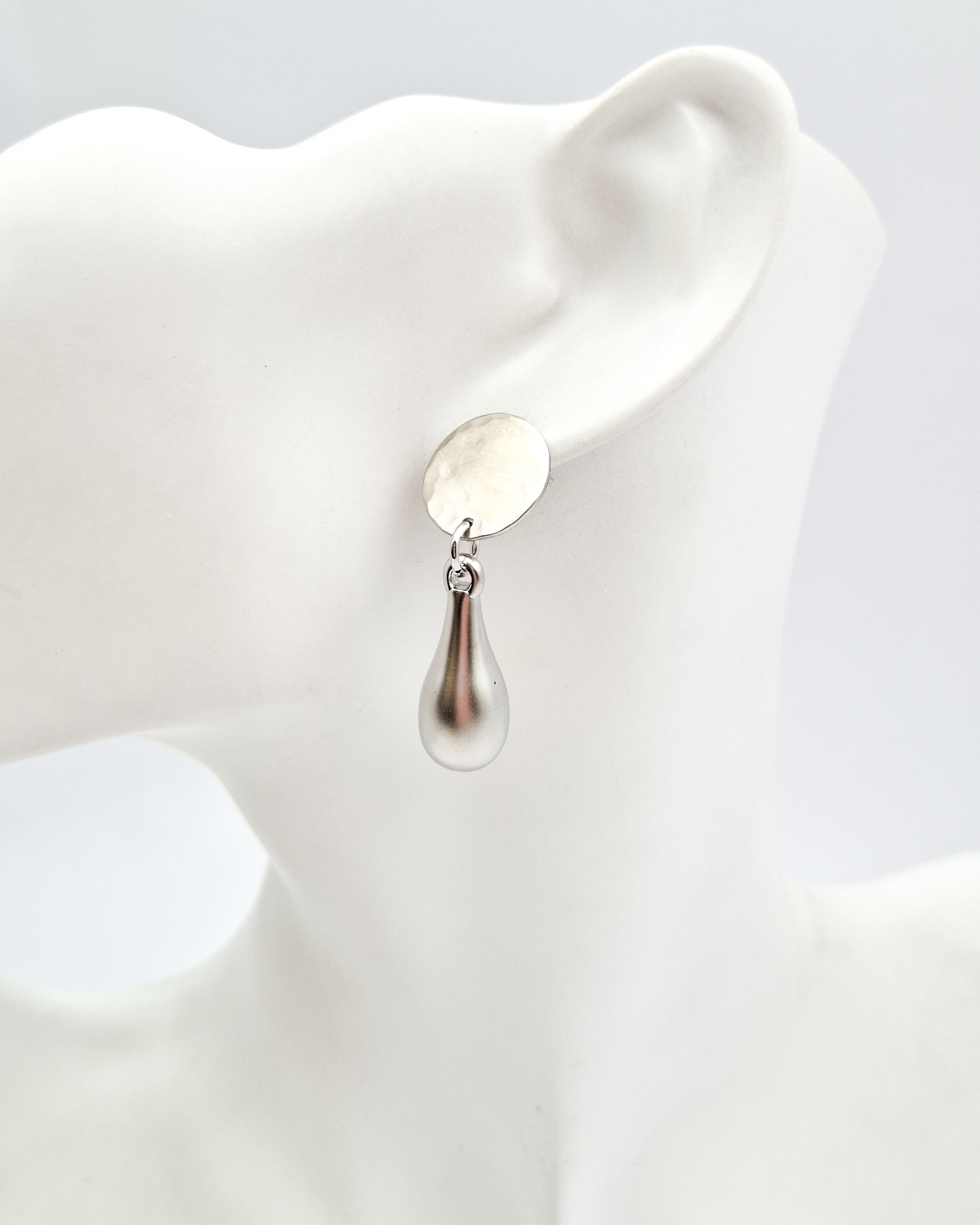 עגילי מטבע רקוע סילבר