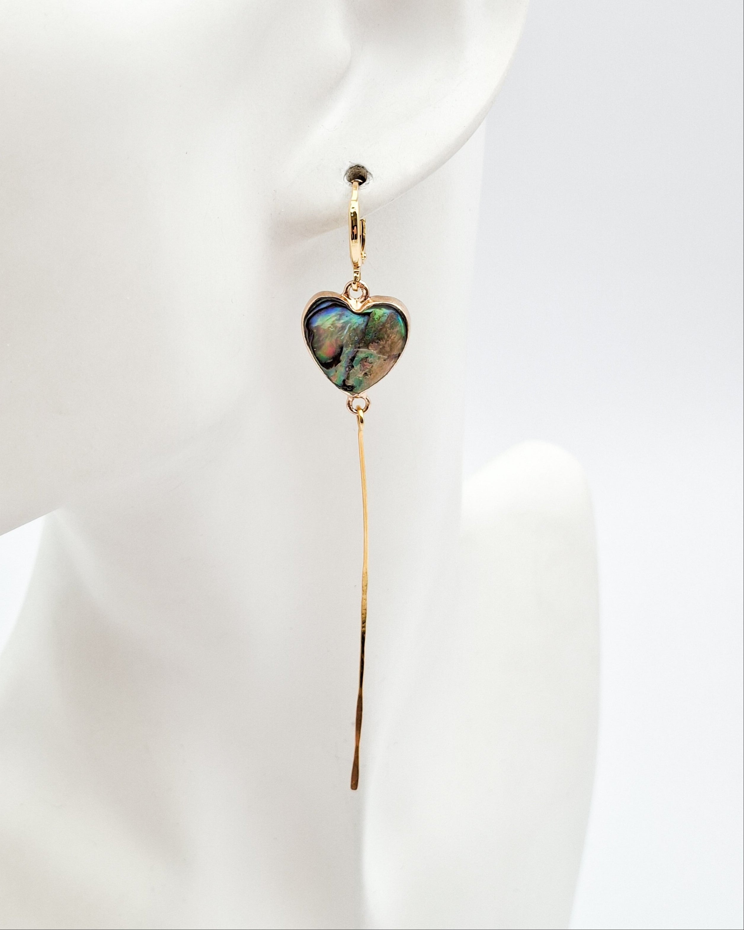 עגילי חישוק לב צדף