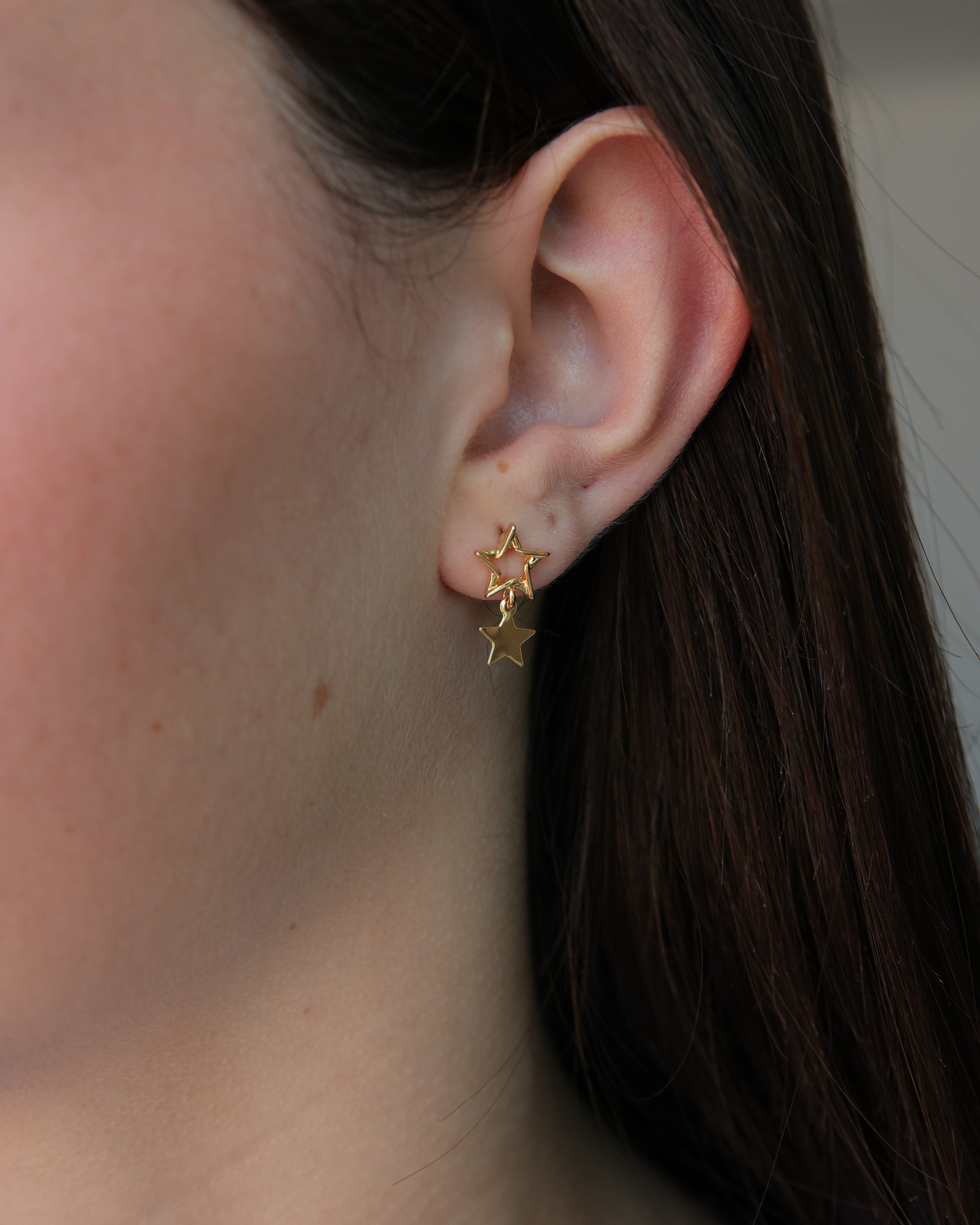 עגילי כוכבים כפולים צמודים