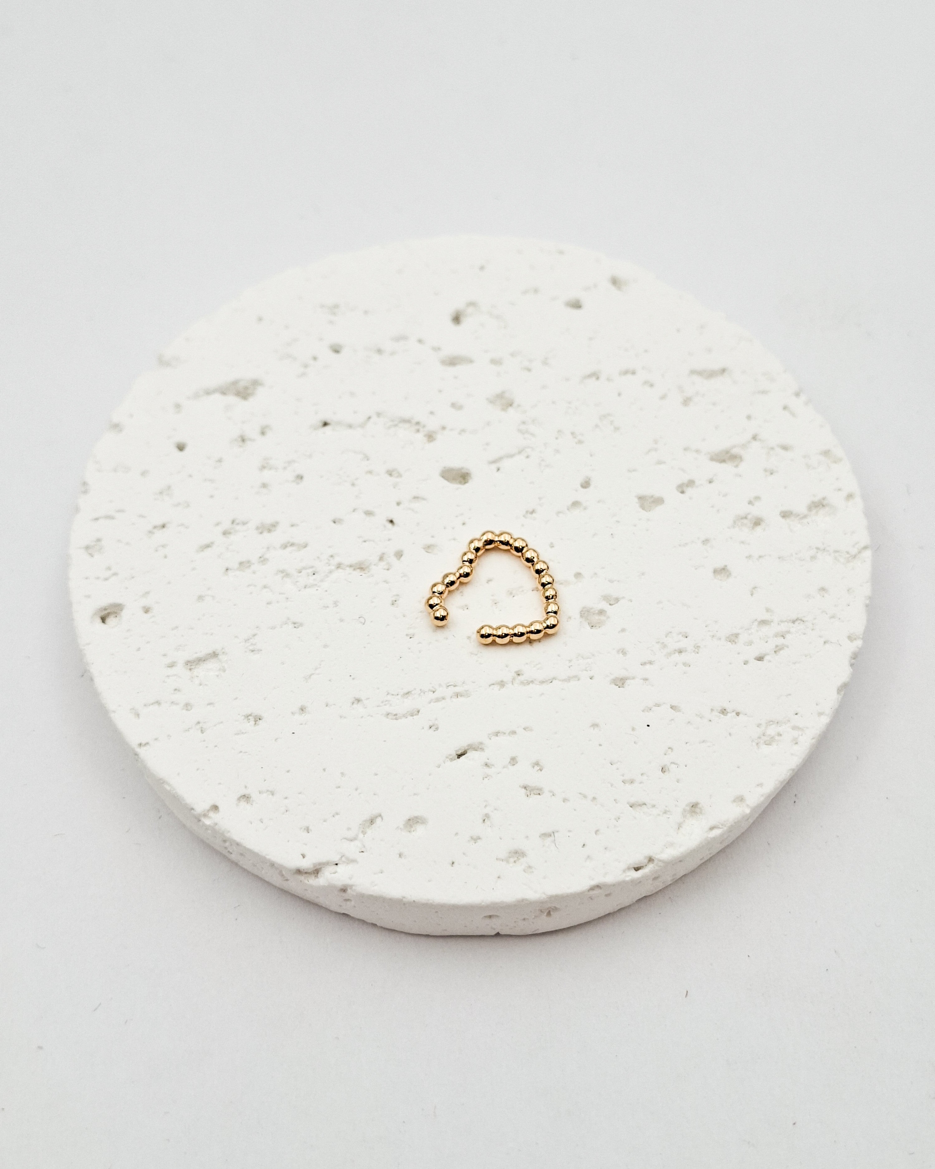 עגיל הליקס לב כדוריות