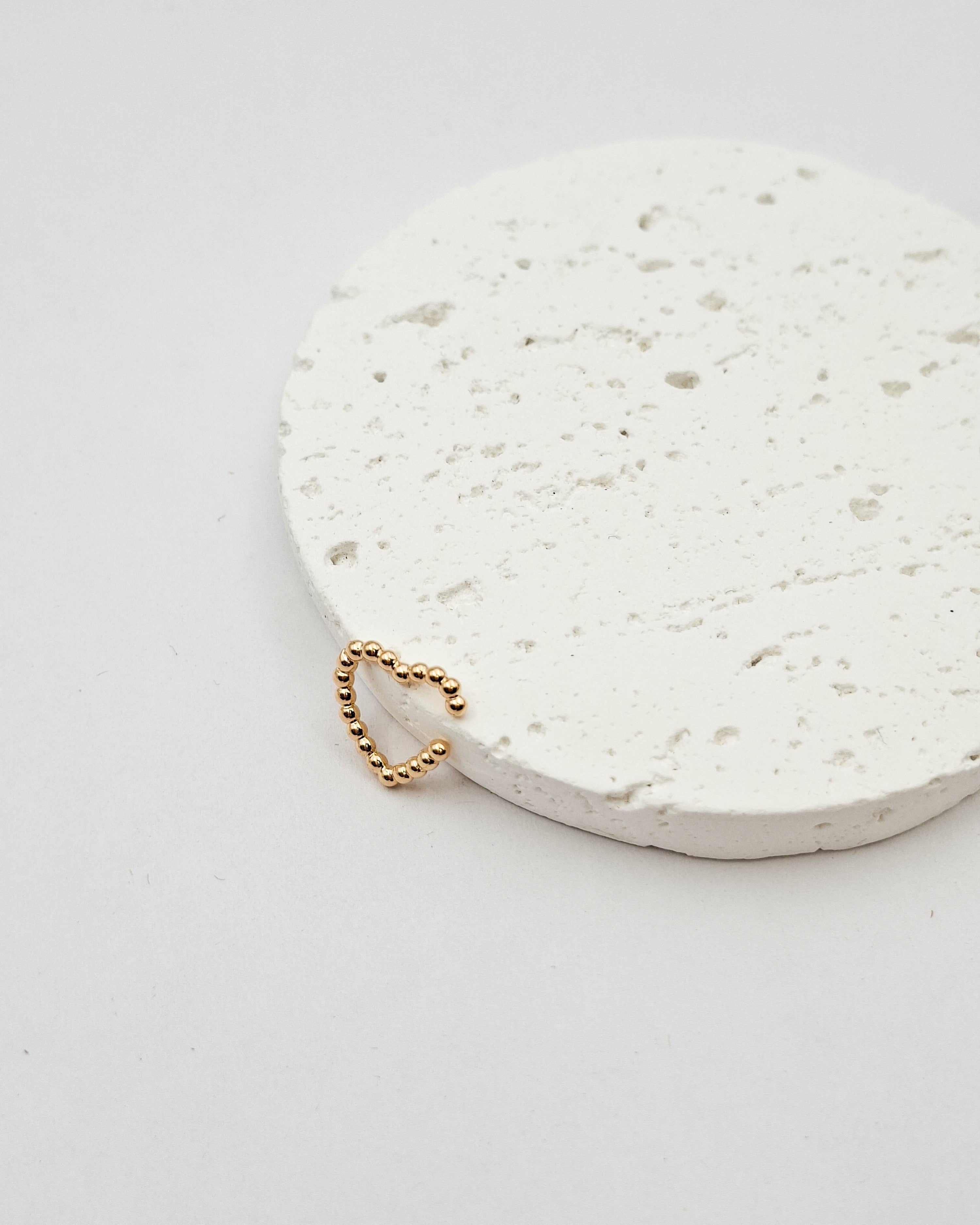 עגיל הליקס לב כדוריות