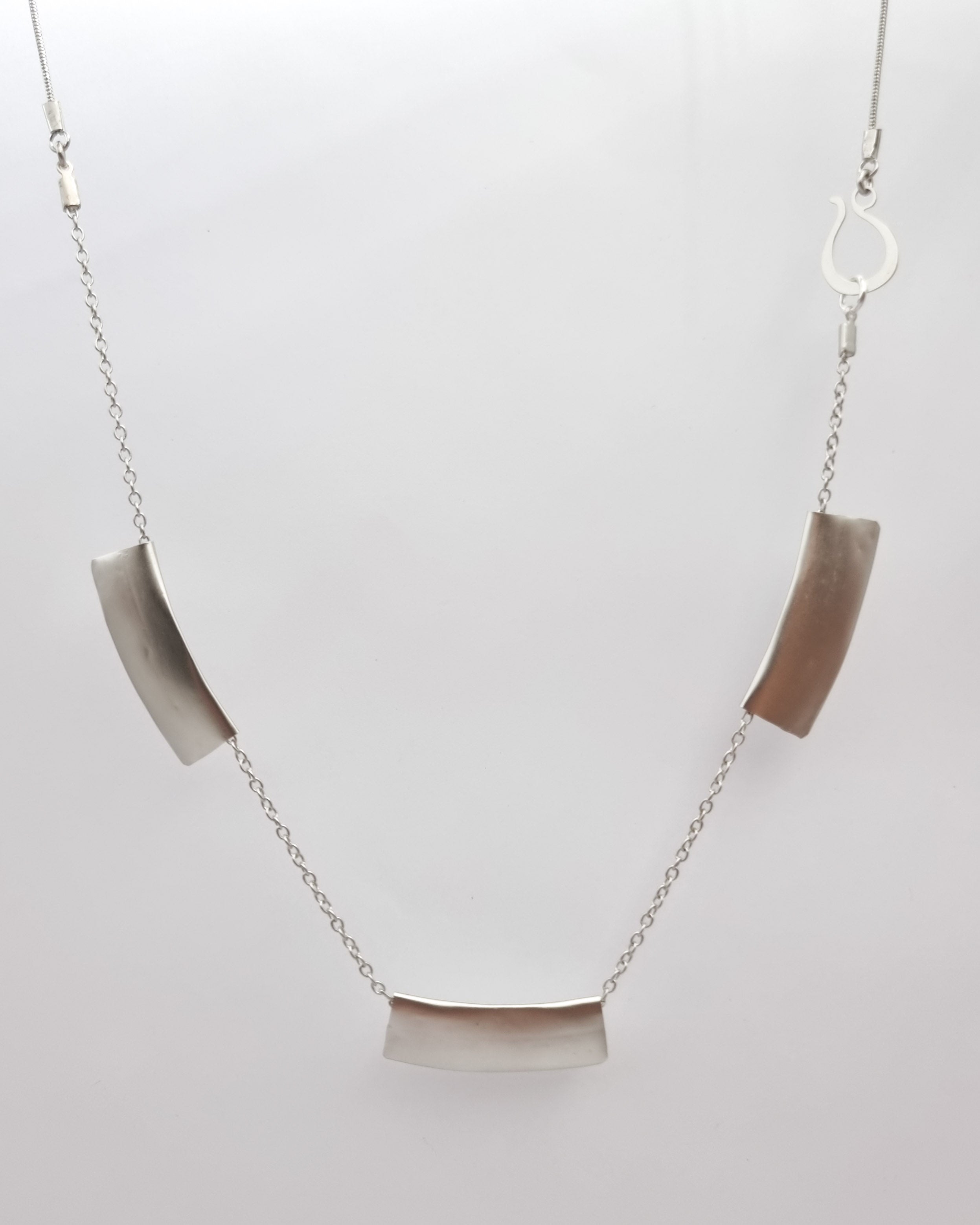 שרשרת מלבנים עבודת יד כסף