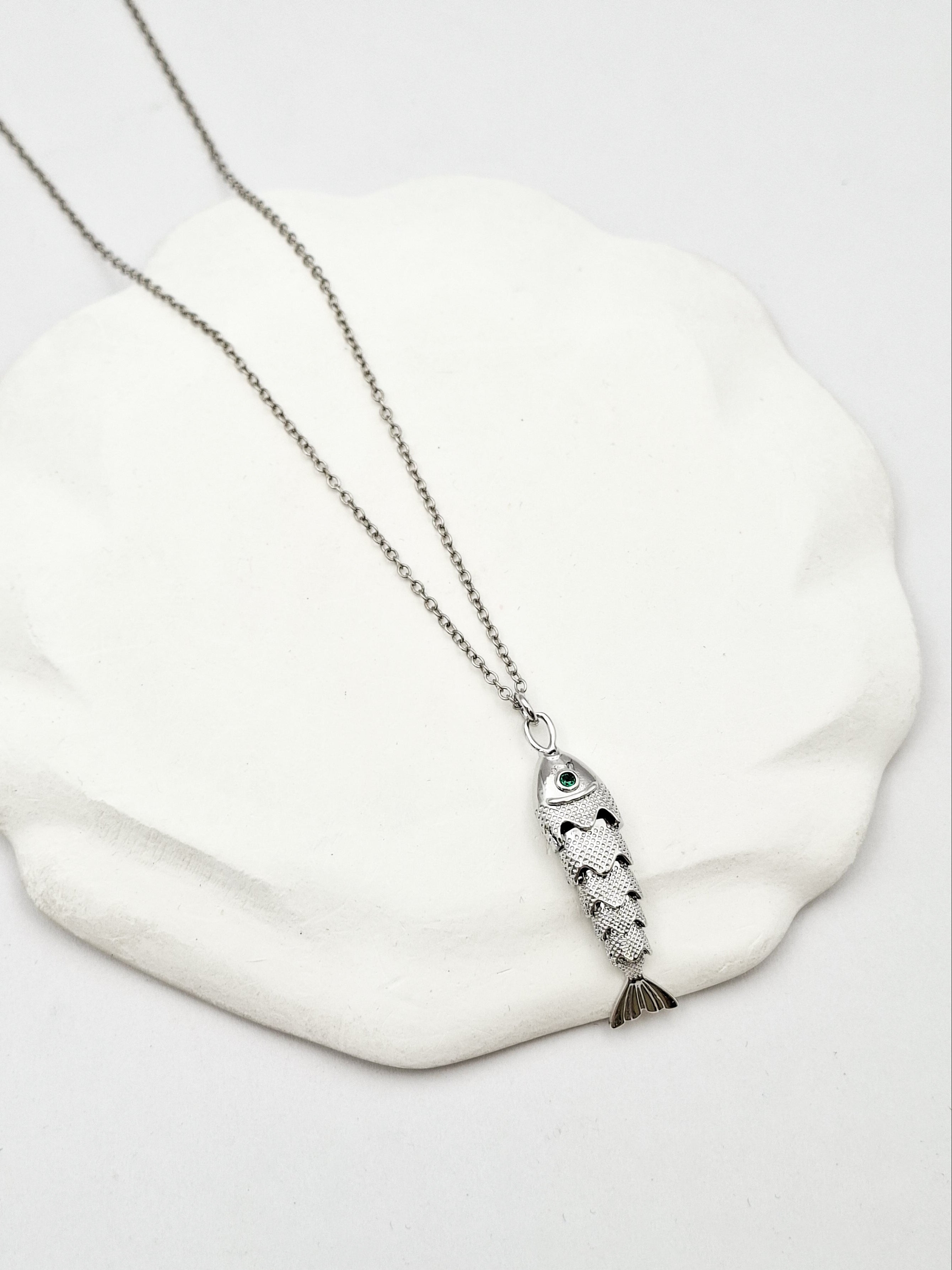 שרשרת דג כסוף