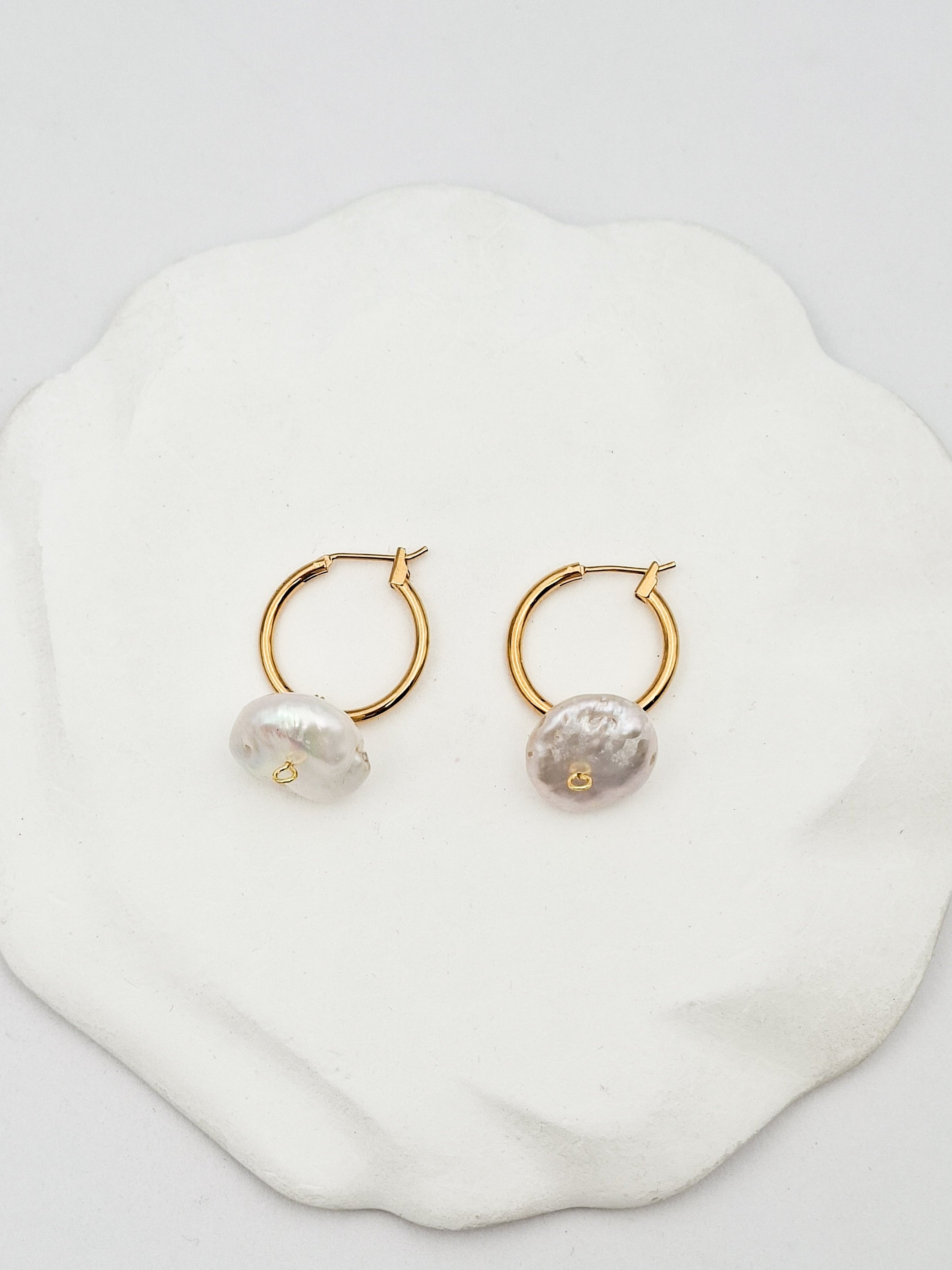 עגילי  חישוק פרלה זהב