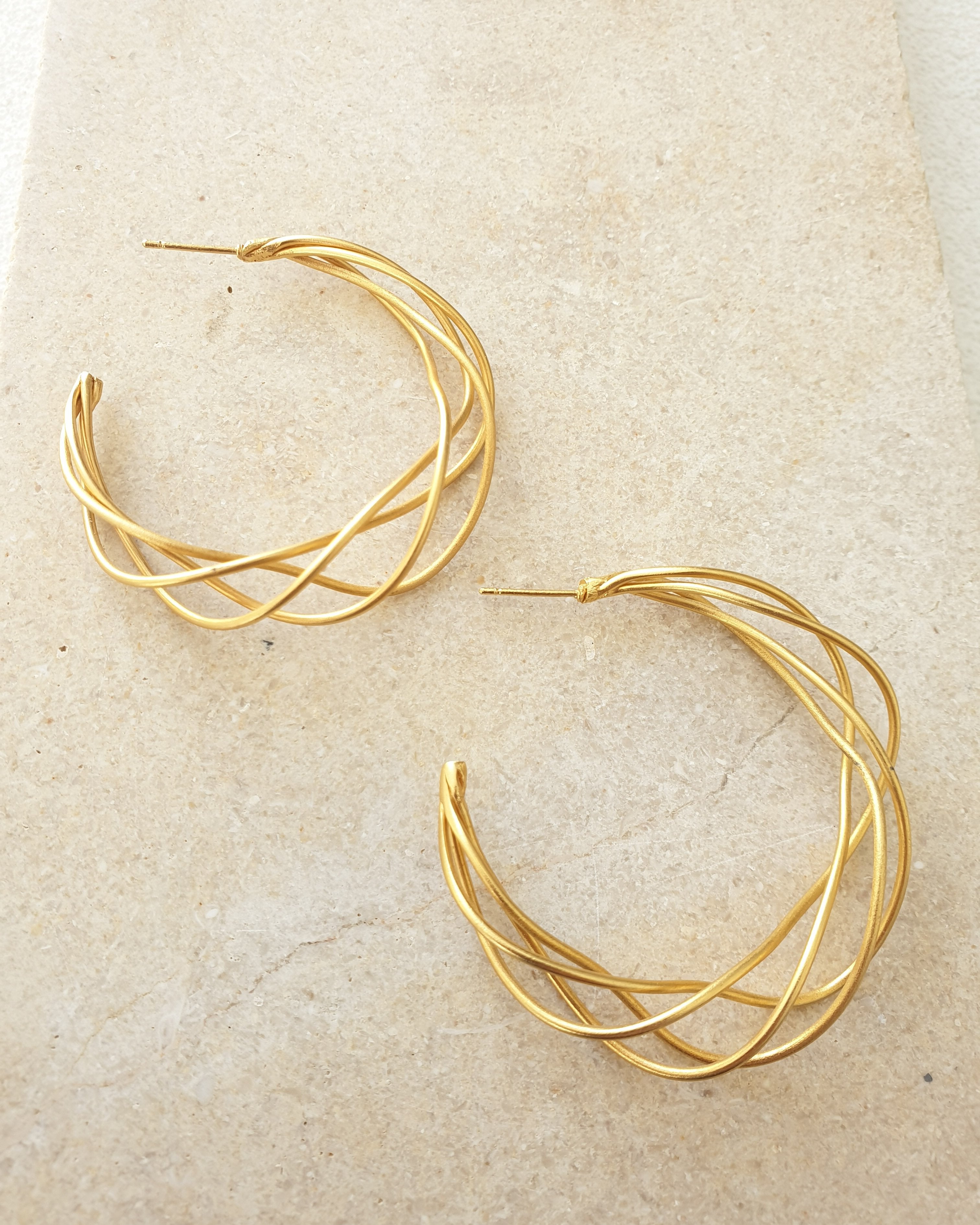 עגילי חישוק חוטים עבודת יד