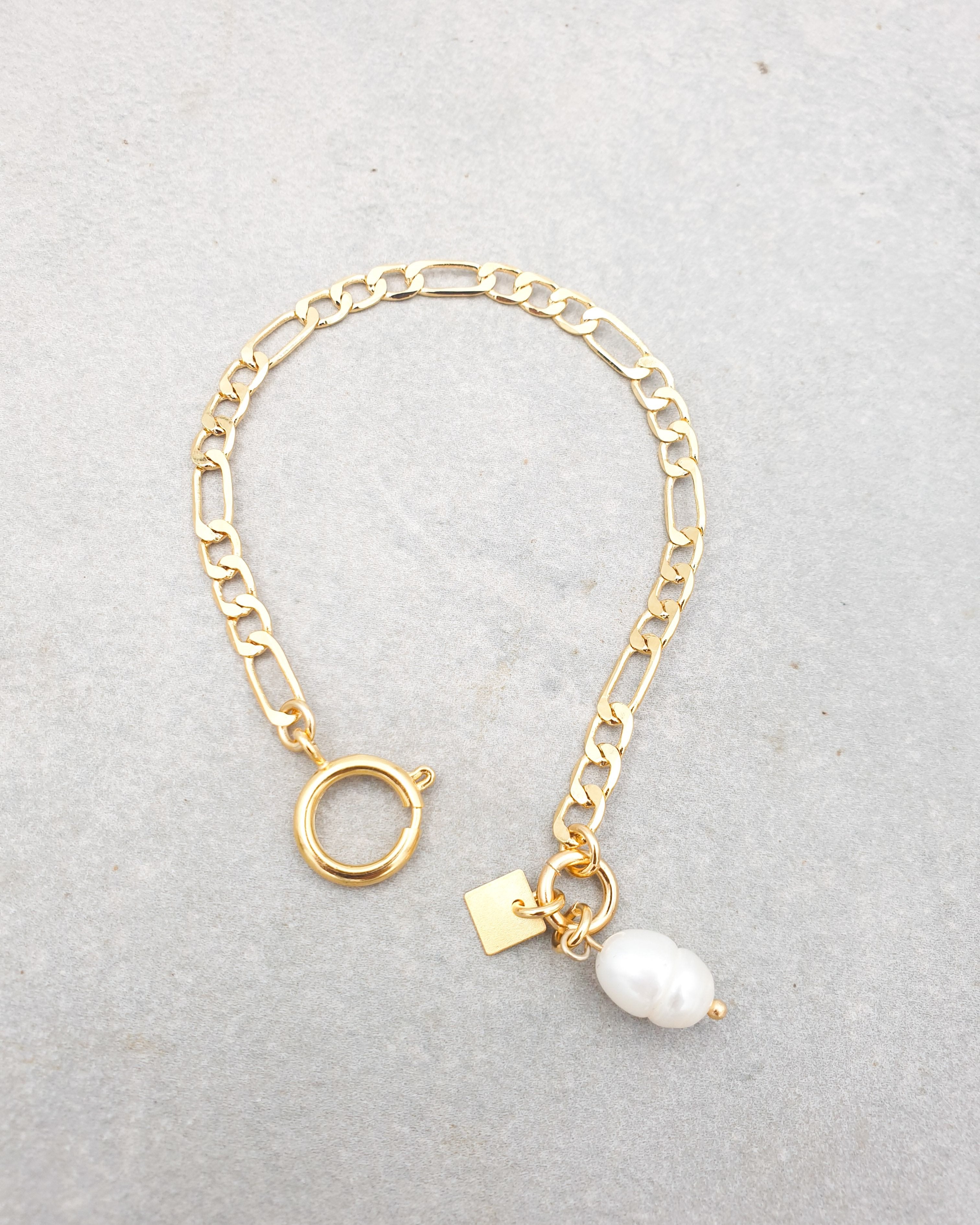 צמיד גורמט עדין תליון פנינה אמתית