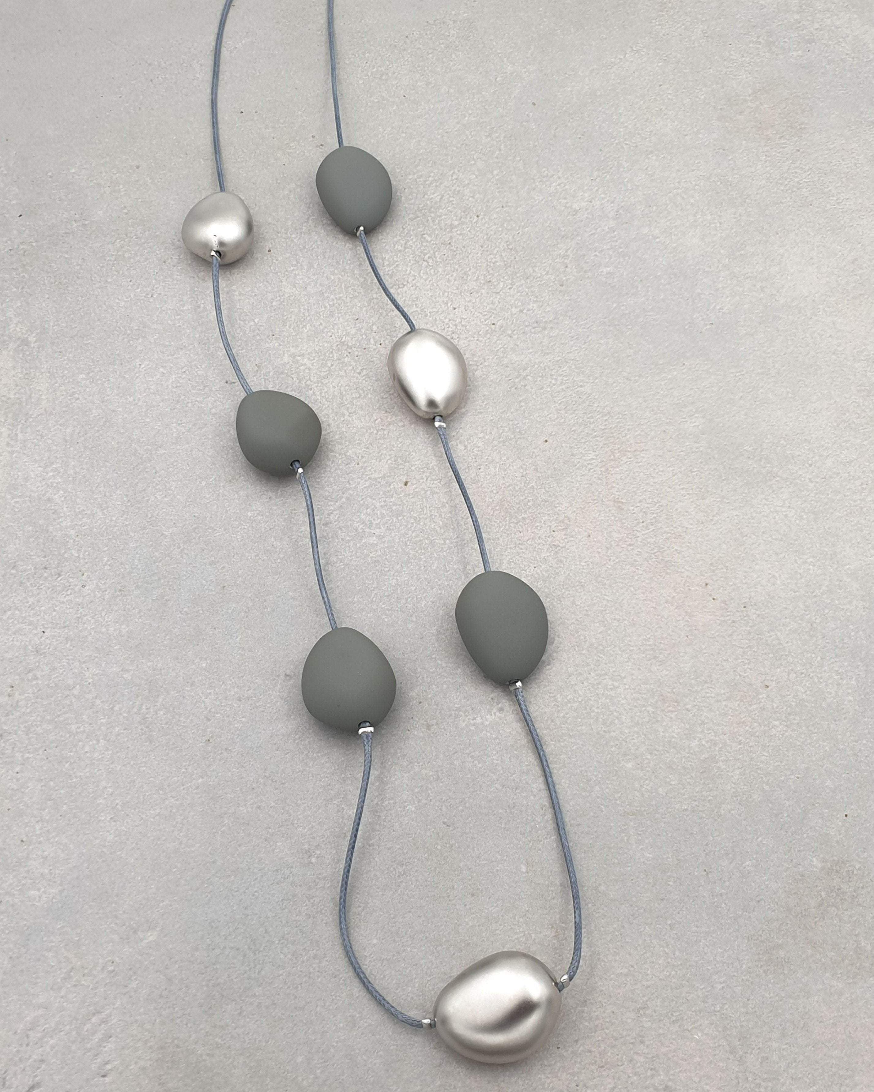 שרשרת דרופס סיליקון