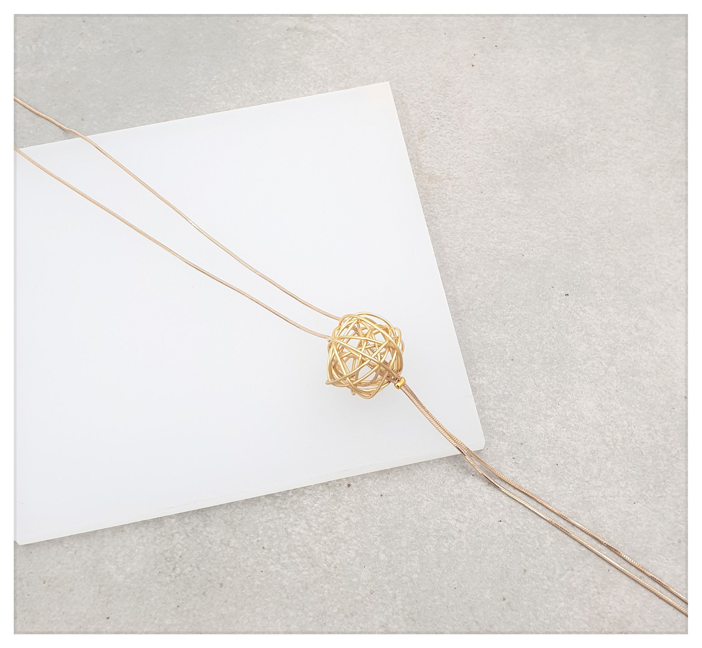 שרשרת עניבה סבך עבודת יד