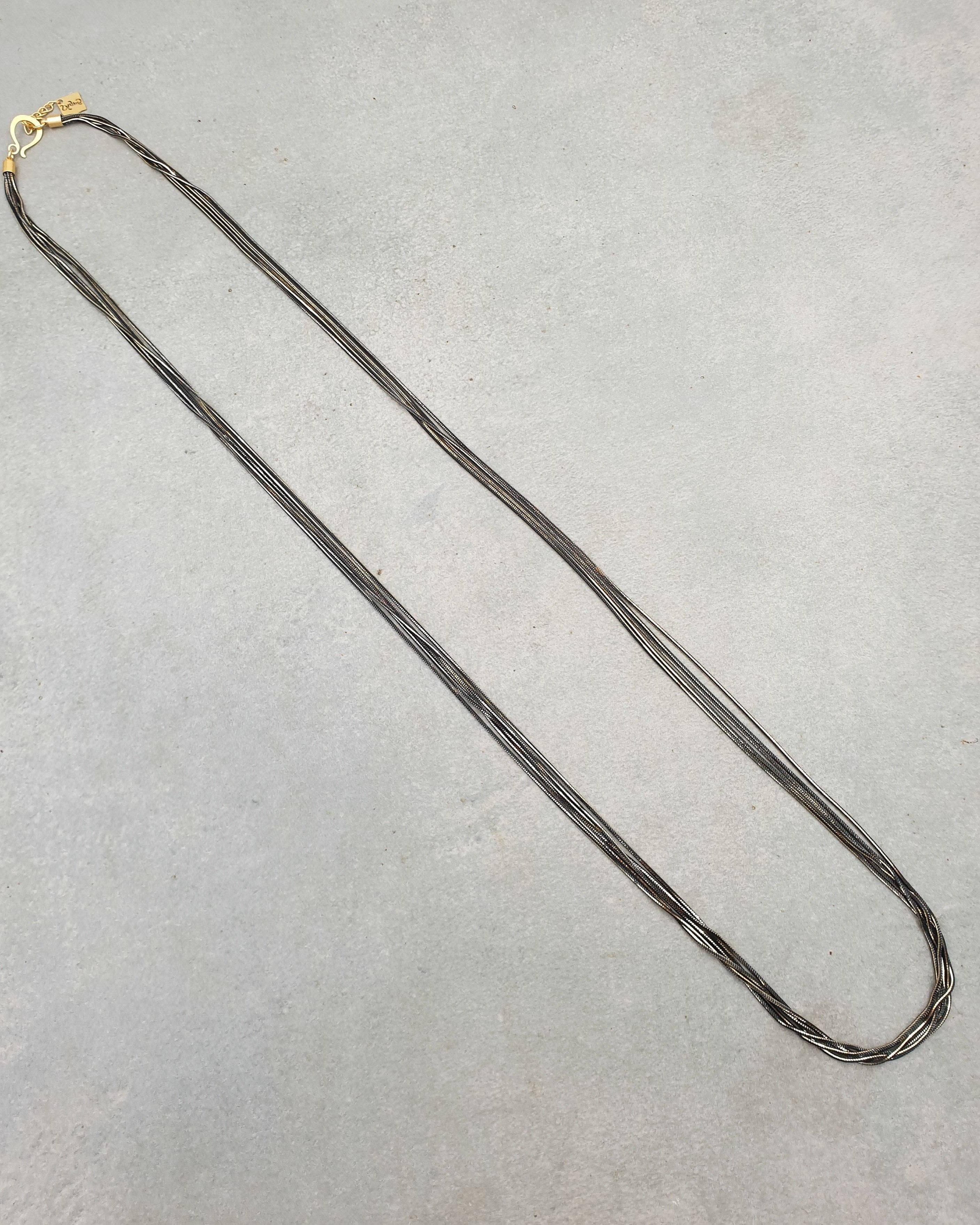 שרשרת מולטי ארוכה מתלפפת